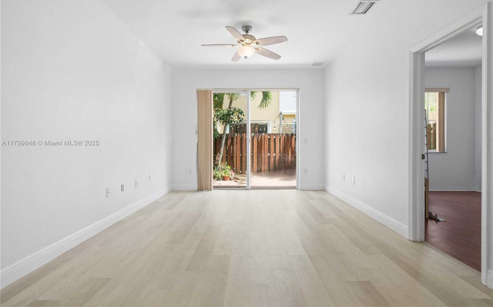 Small Image of 9075 SOUTH WEST 18TH ST, Miramar Number 10