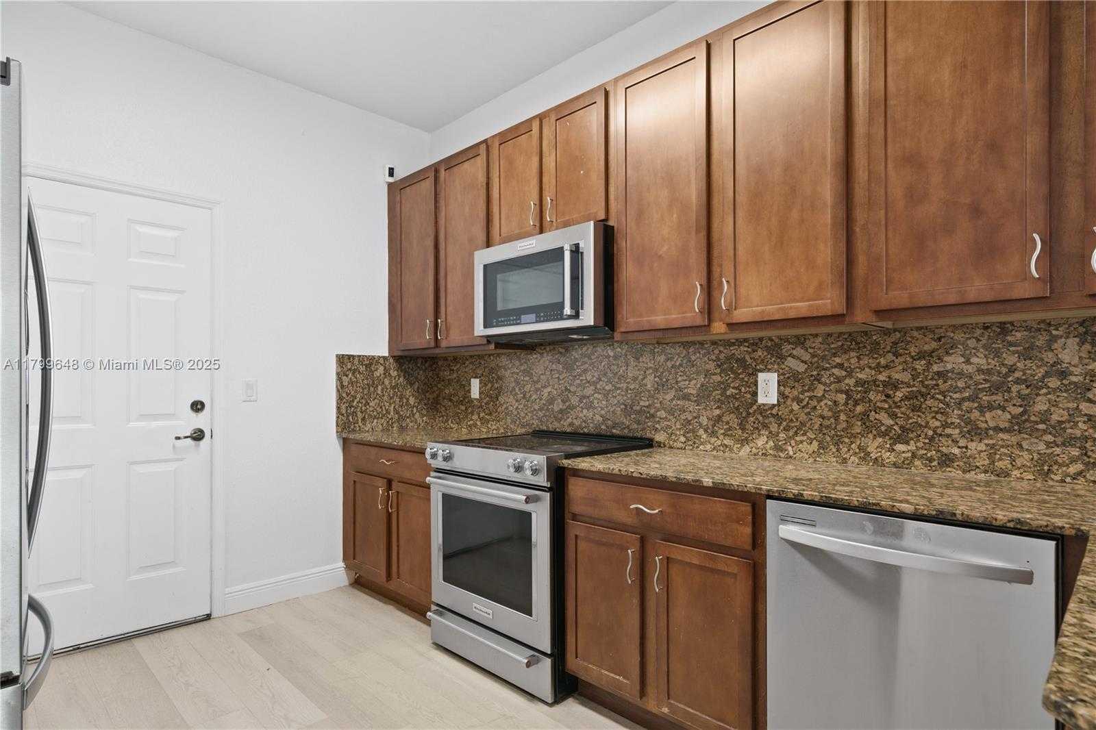 Small Image of 9075 SOUTH WEST 18TH ST, Miramar Number 15