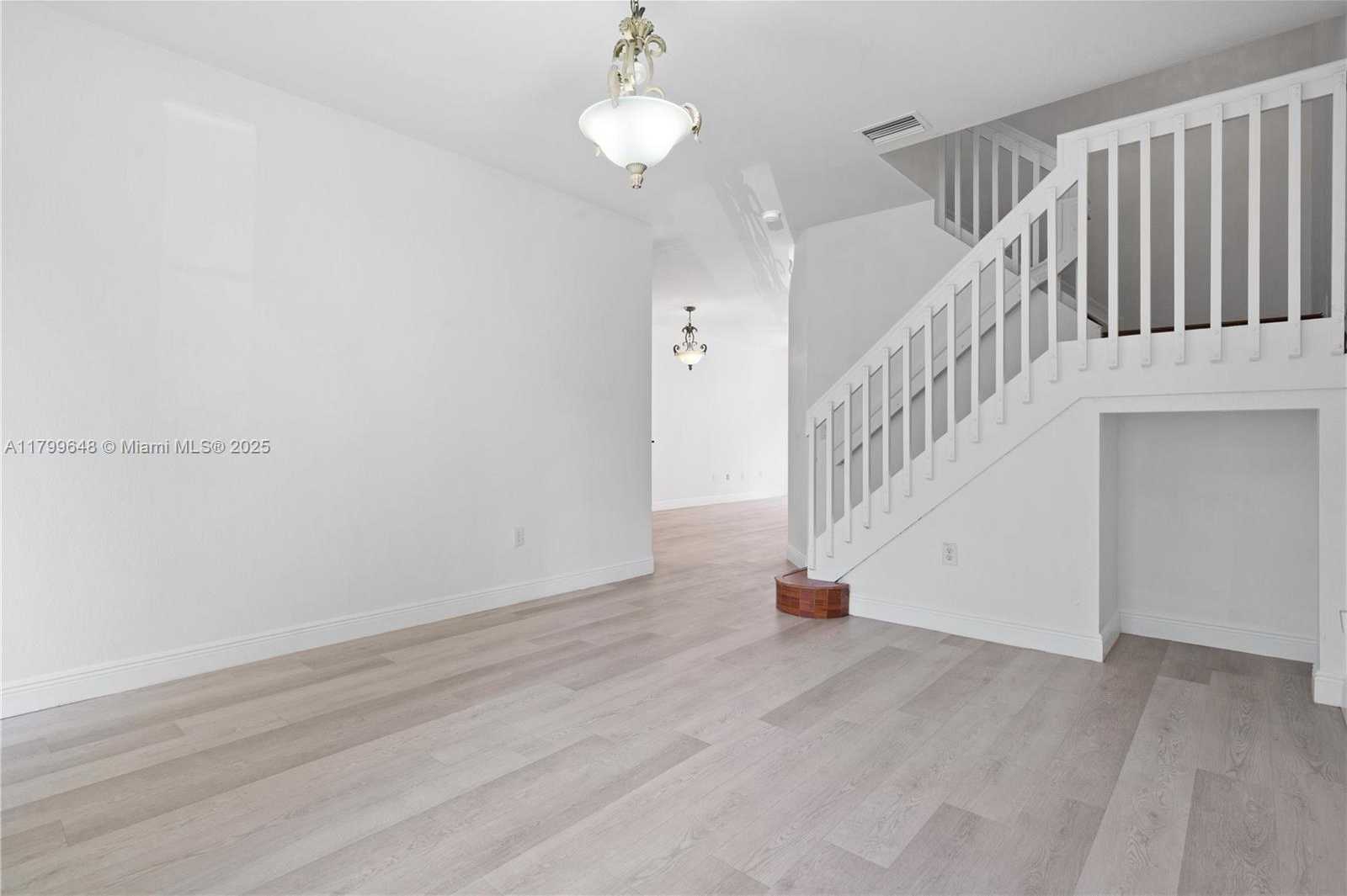 Small Image of 9075 SOUTH WEST 18TH ST, Miramar Number 4