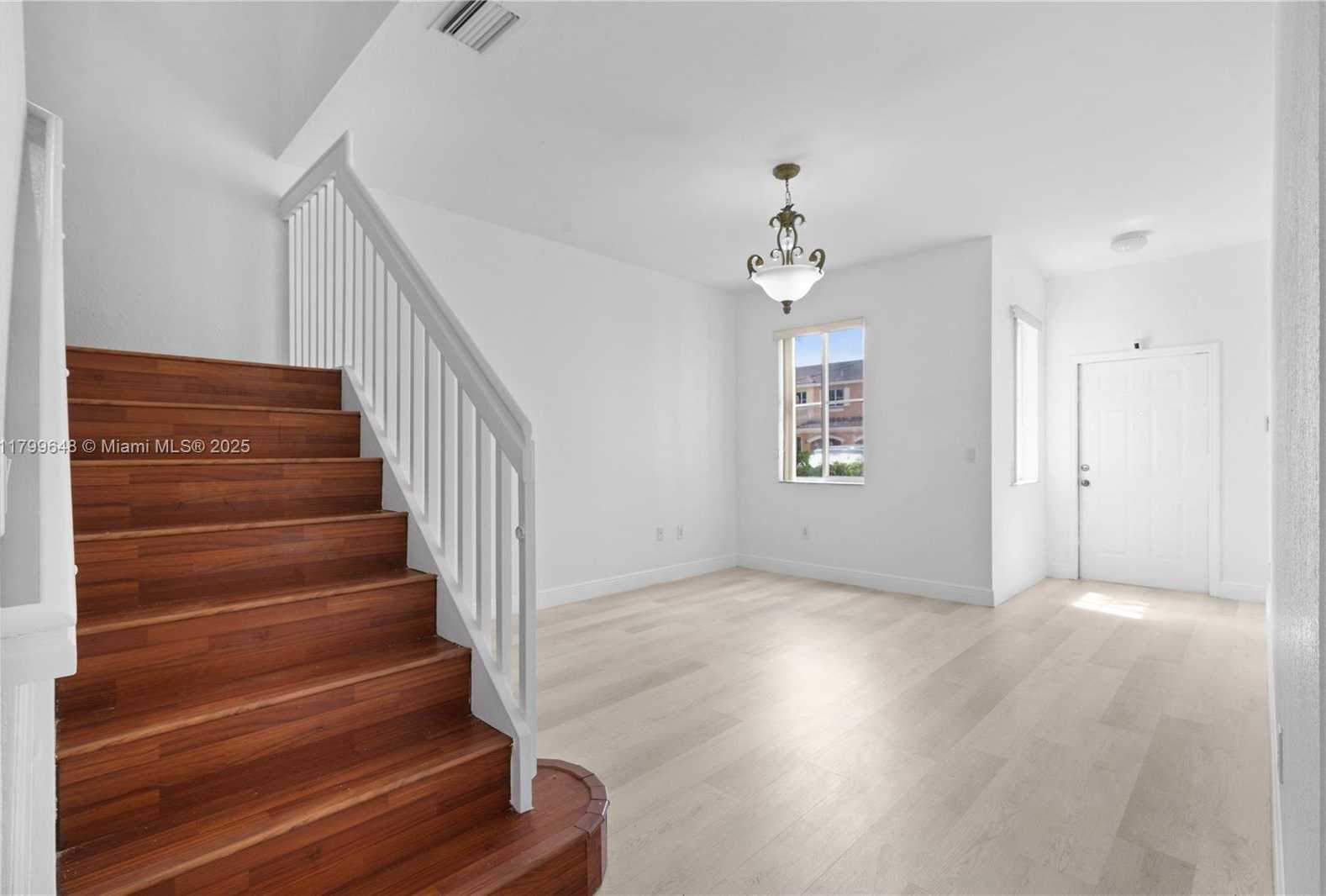 Small Image of 9075 SOUTH WEST 18TH ST, Miramar Number 7