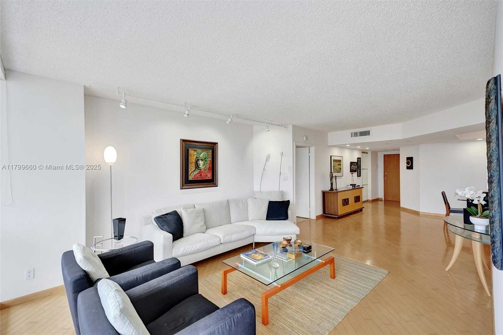 Small Image of 3598 YACHT CLUB DR #1101, Aventura Number 10