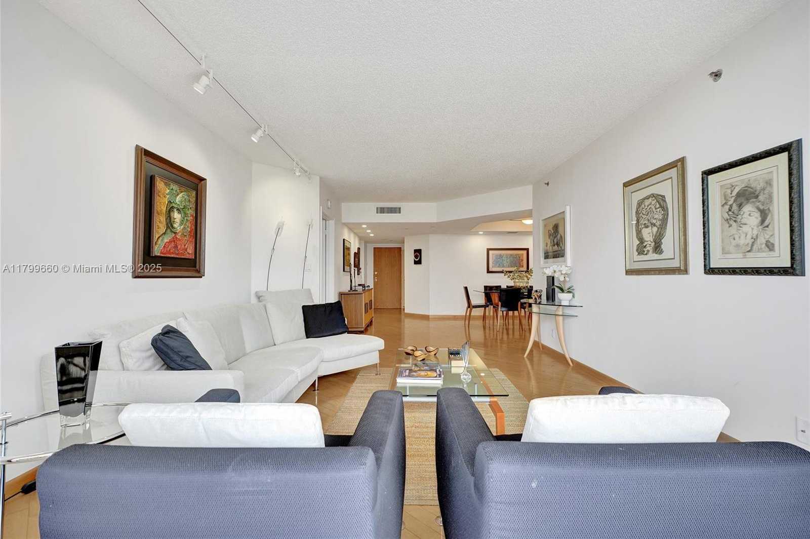 Small Image of 3598 YACHT CLUB DR #1101, Aventura Number 11