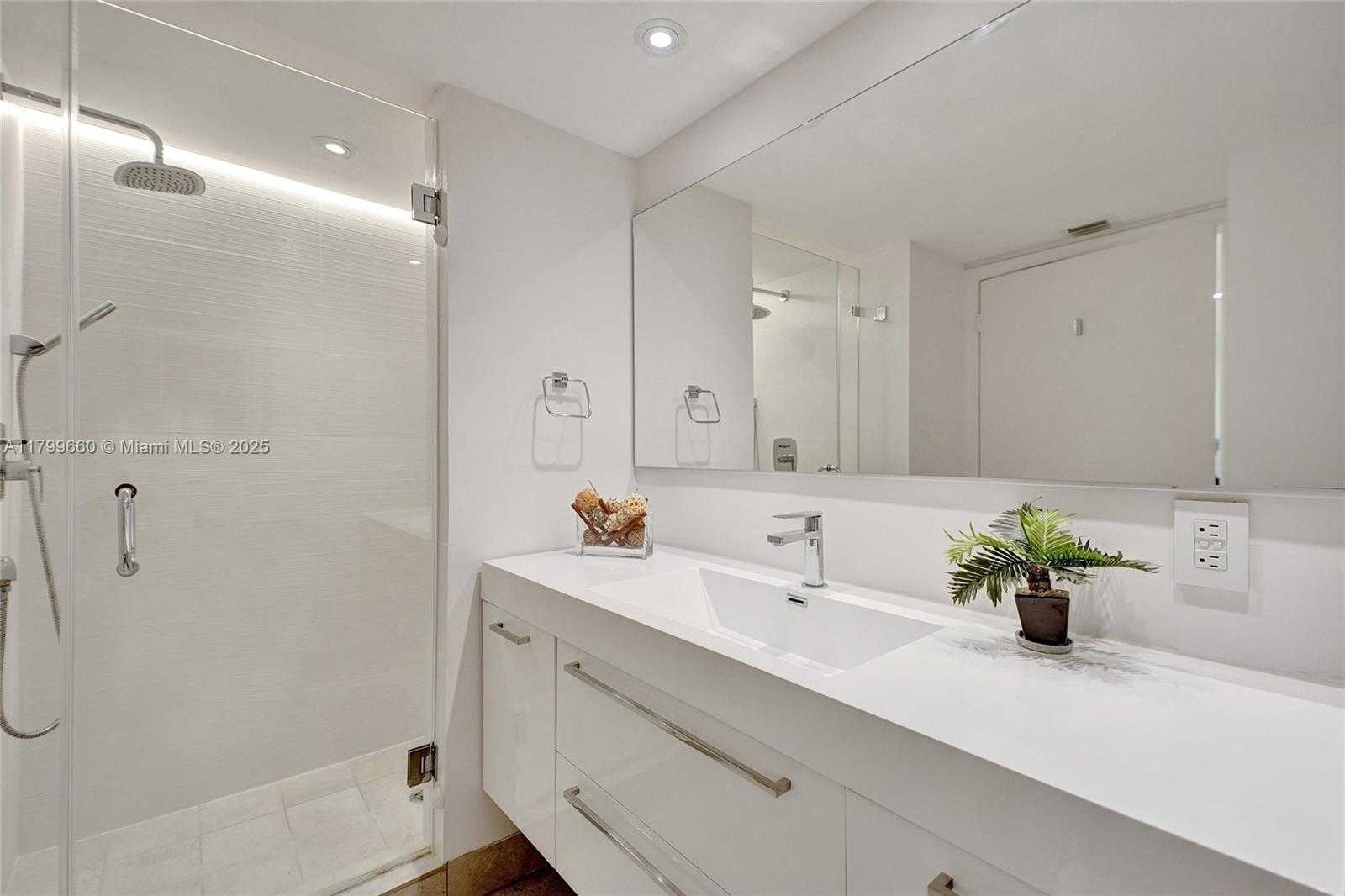 Small Image of 3598 YACHT CLUB DR #1101, Aventura Number 20