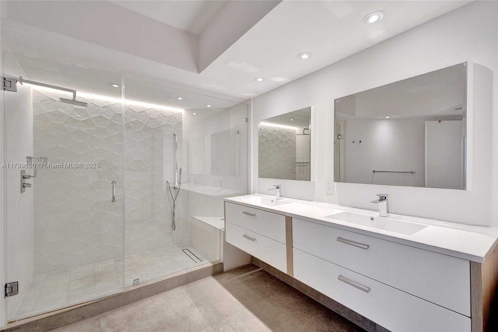 Small Image of 3598 YACHT CLUB DR #1101, Aventura Number 27