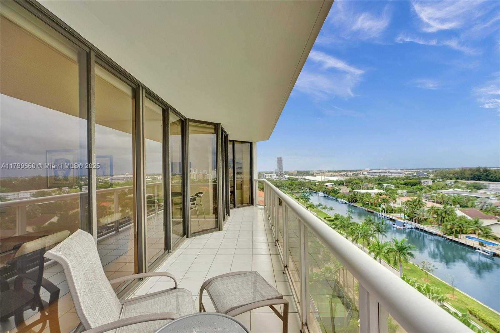 Small Image of 3598 YACHT CLUB DR #1101, Aventura Number 33
