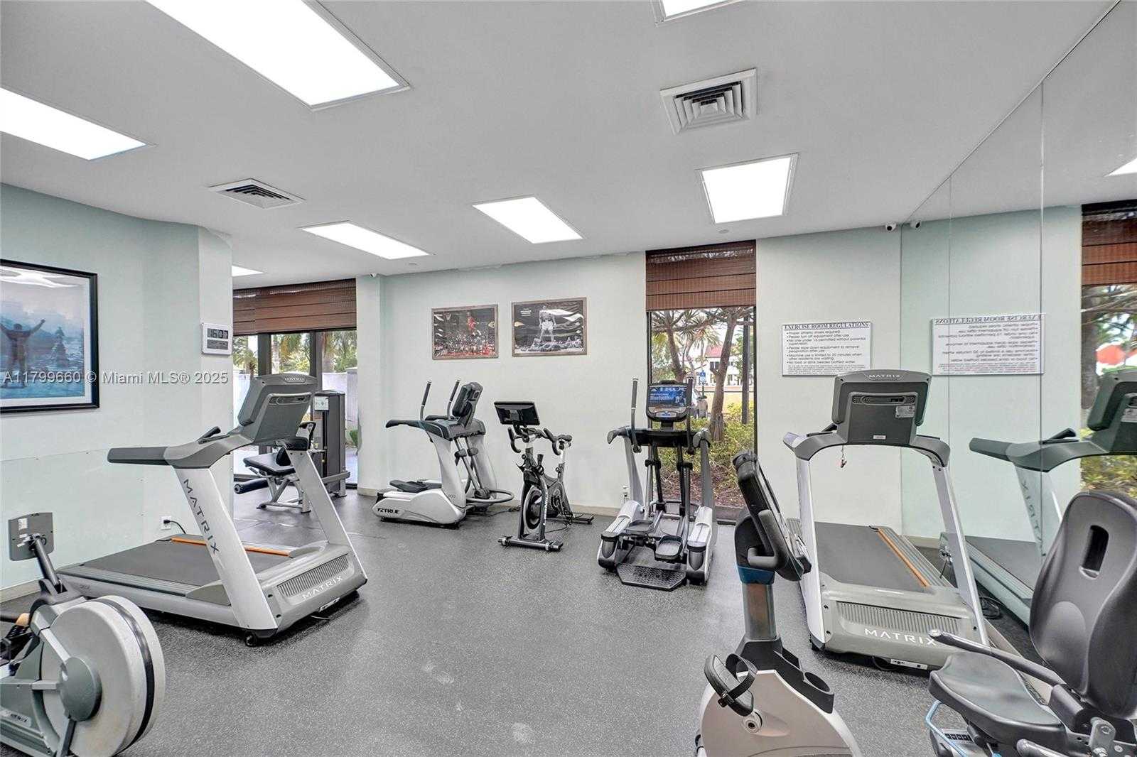 Small Image of 3598 YACHT CLUB DR #1101, Aventura Number 43