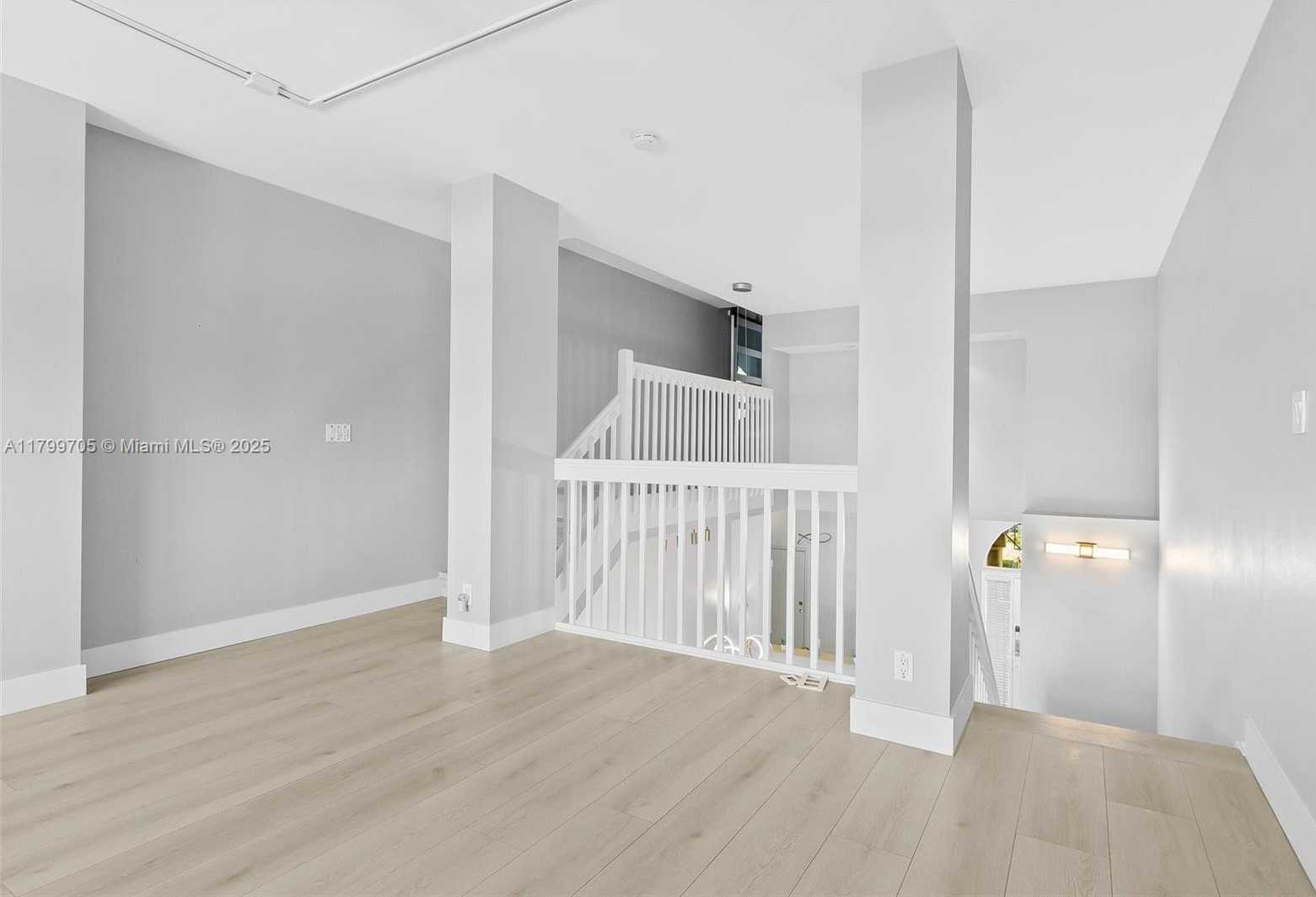 Small Image of 2719 NORTH EAST 15TH ST #3, Fort Lauderdale Number 29
