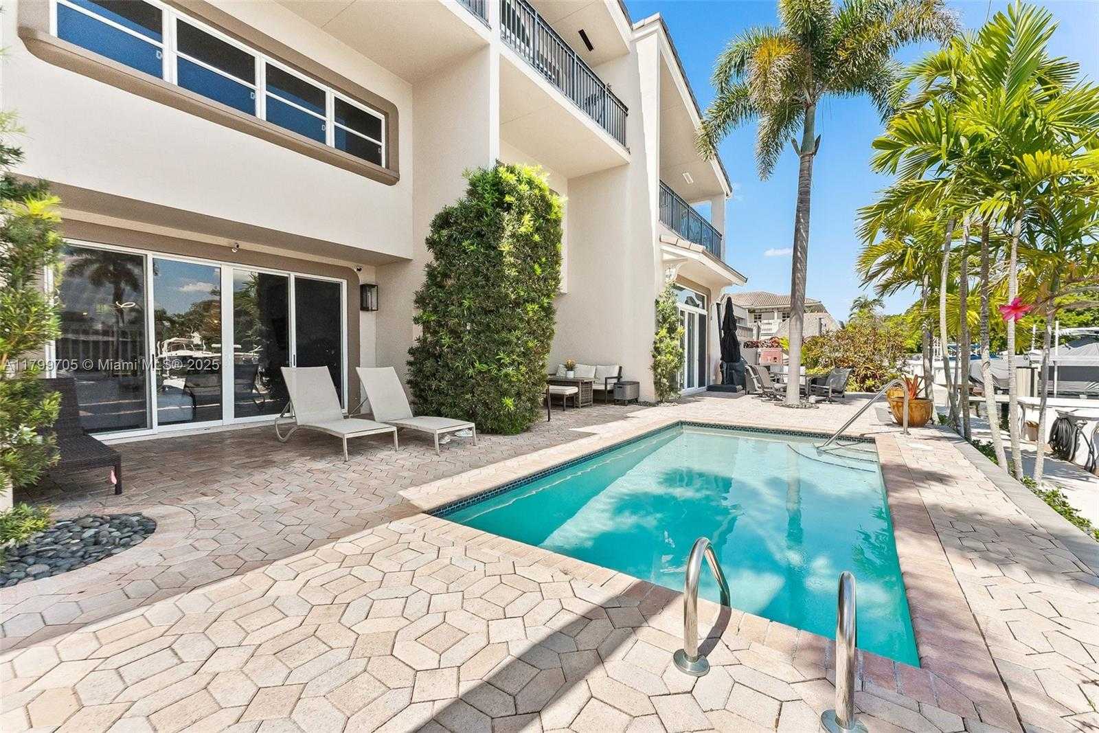 Small Image of 2719 NORTH EAST 15TH ST #3, Fort Lauderdale Number 6