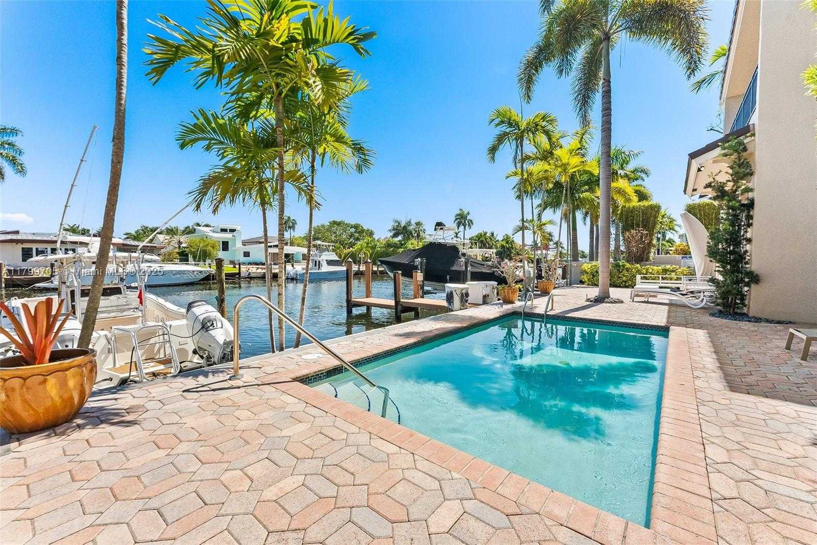 Small Image of 2719 NORTH EAST 15TH ST #3, Fort Lauderdale Number 7