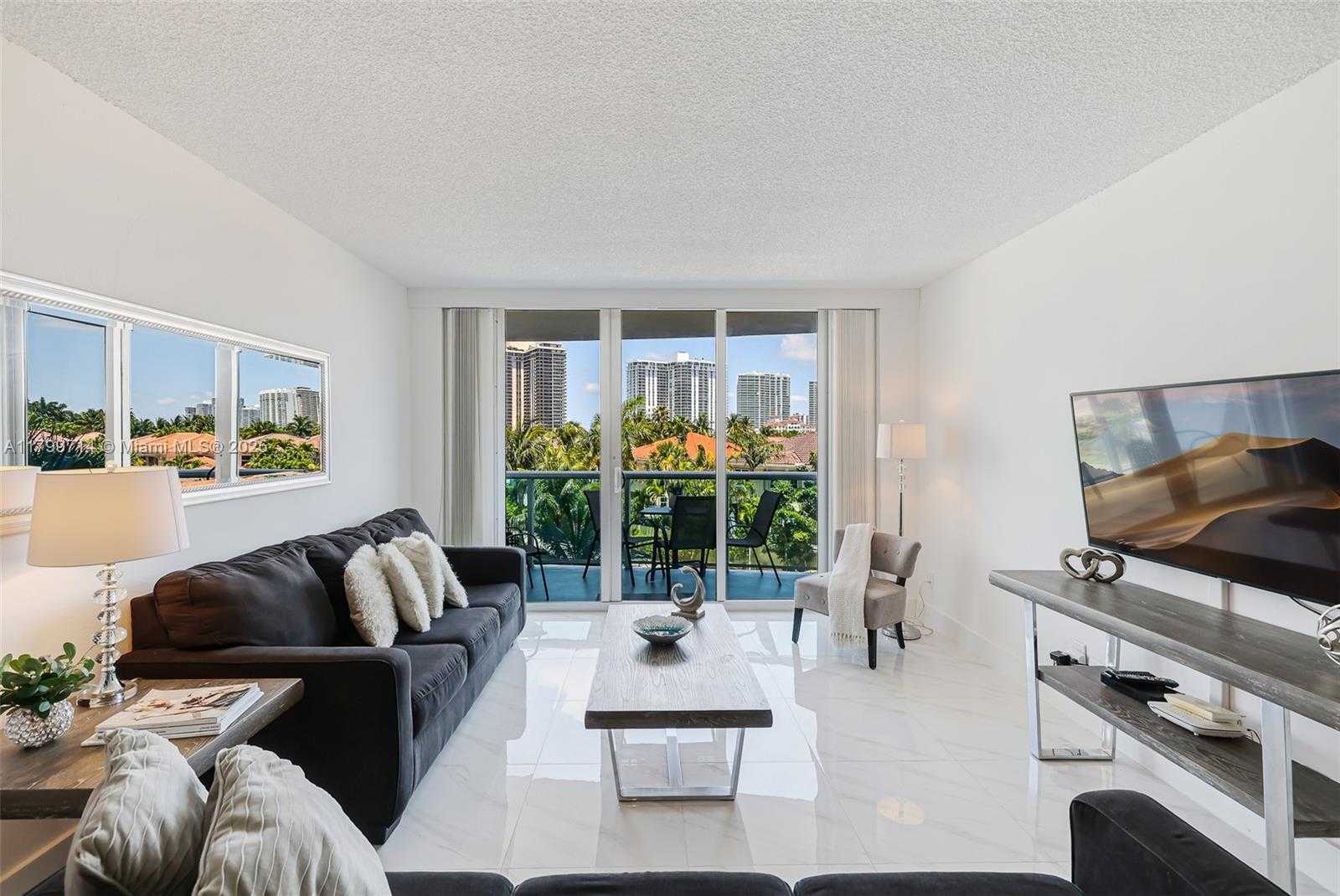 Small Image of 19370 COLLINS AVE #324, Sunny Isles Beach Number 10