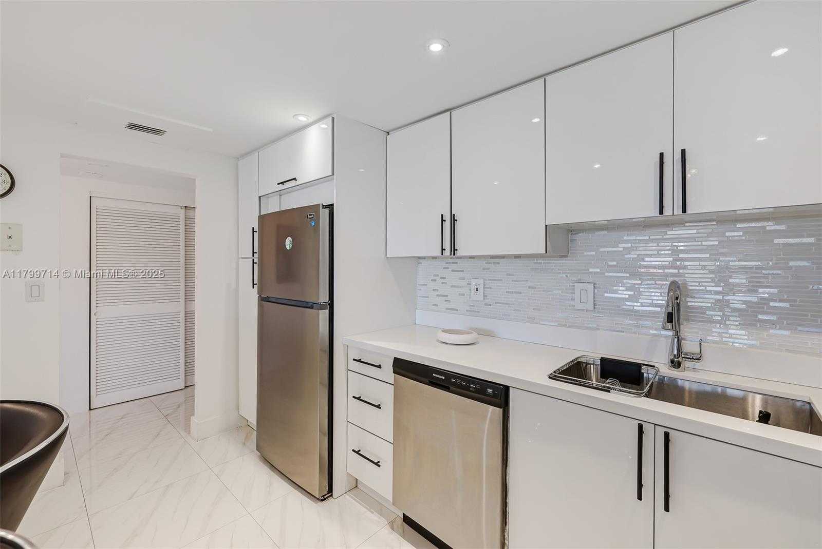 Small Image of 19370 COLLINS AVE #324, Sunny Isles Beach Number 17