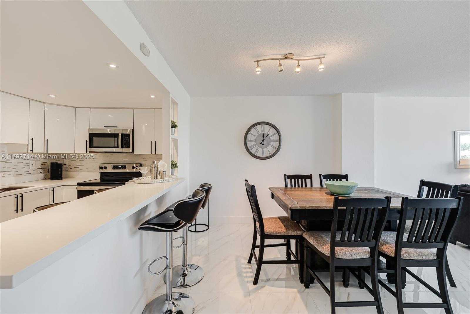 Small Image of 19370 COLLINS AVE #324, Sunny Isles Beach Number 19