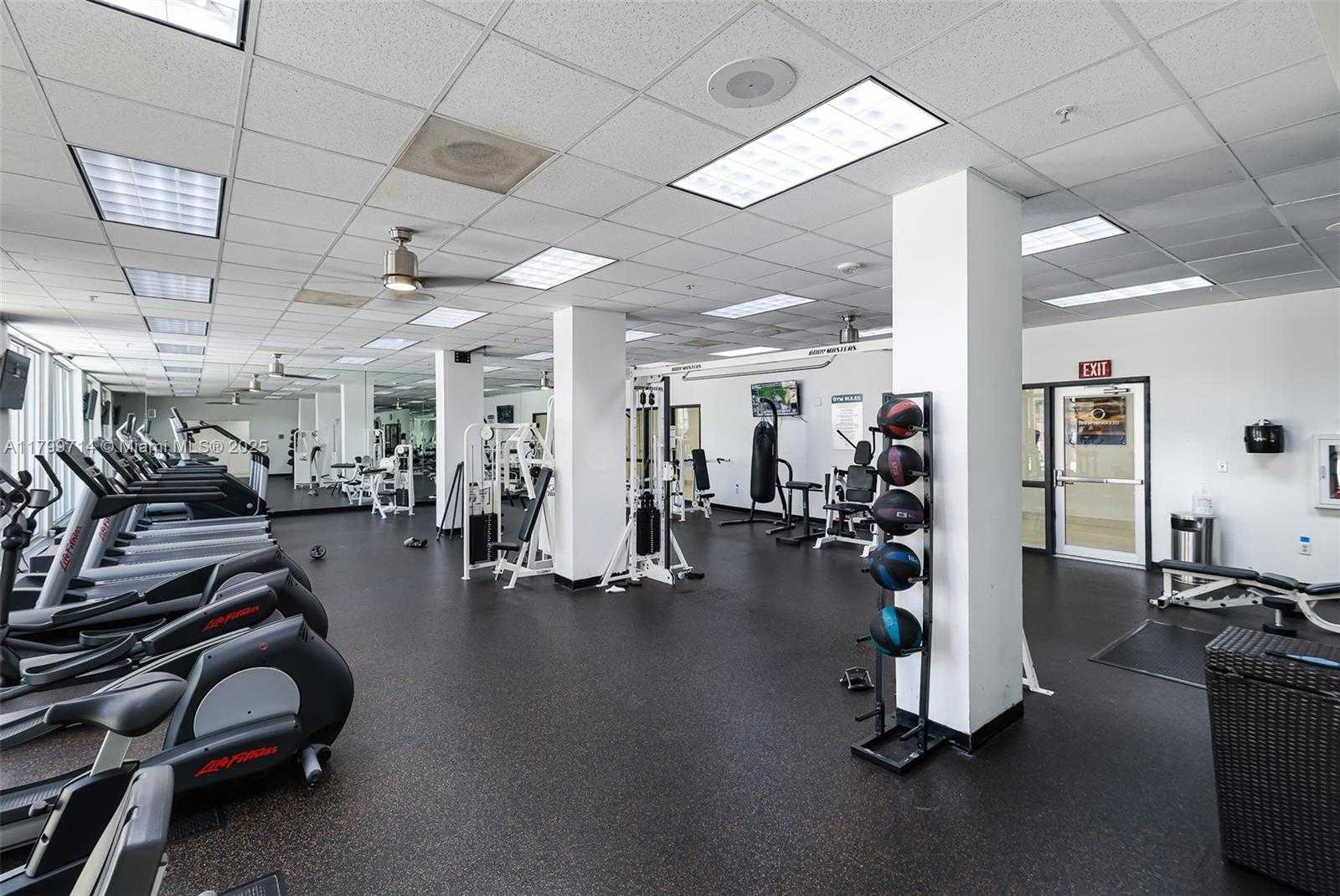 Small Image of 19370 COLLINS AVE #324, Sunny Isles Beach Number 43