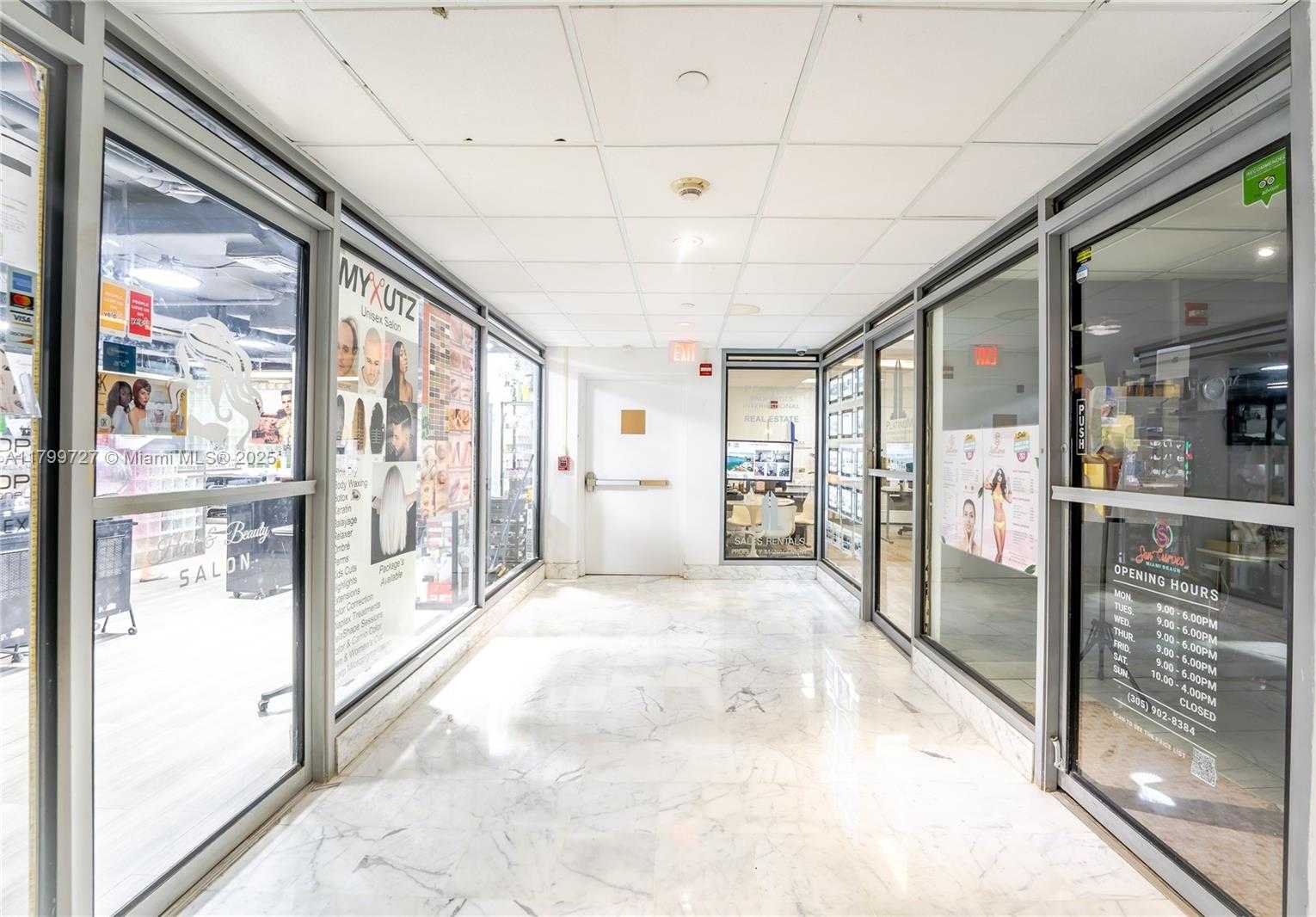 Small Image of 1000 WEST AVE #501, Miami Beach Number 18