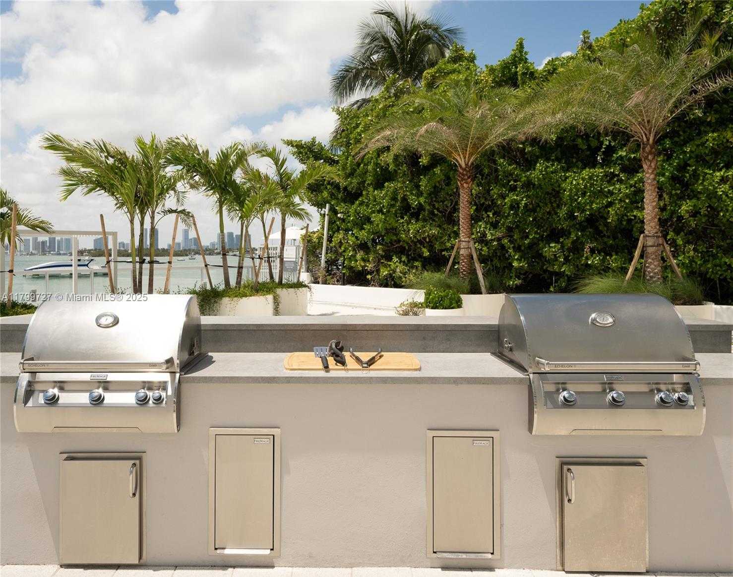 Small Image of 1000 WEST AVE #501, Miami Beach Number 23