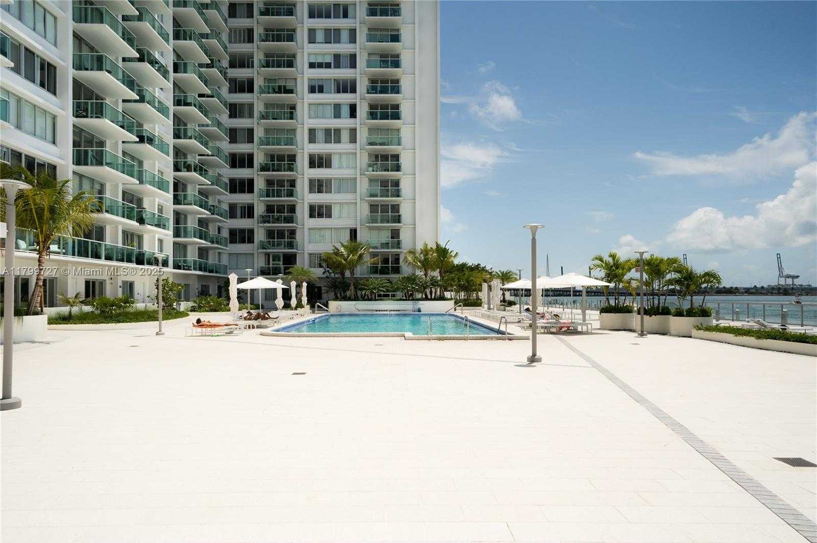 Small Image of 1000 WEST AVE #501, Miami Beach Number 24