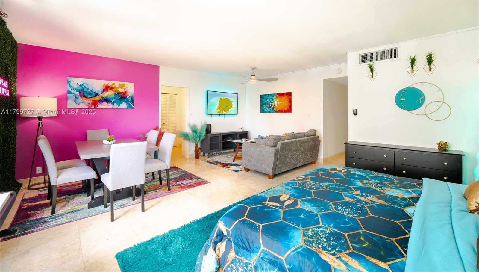 Small Image of 1000 WEST AVE #501, Miami Beach Number 3