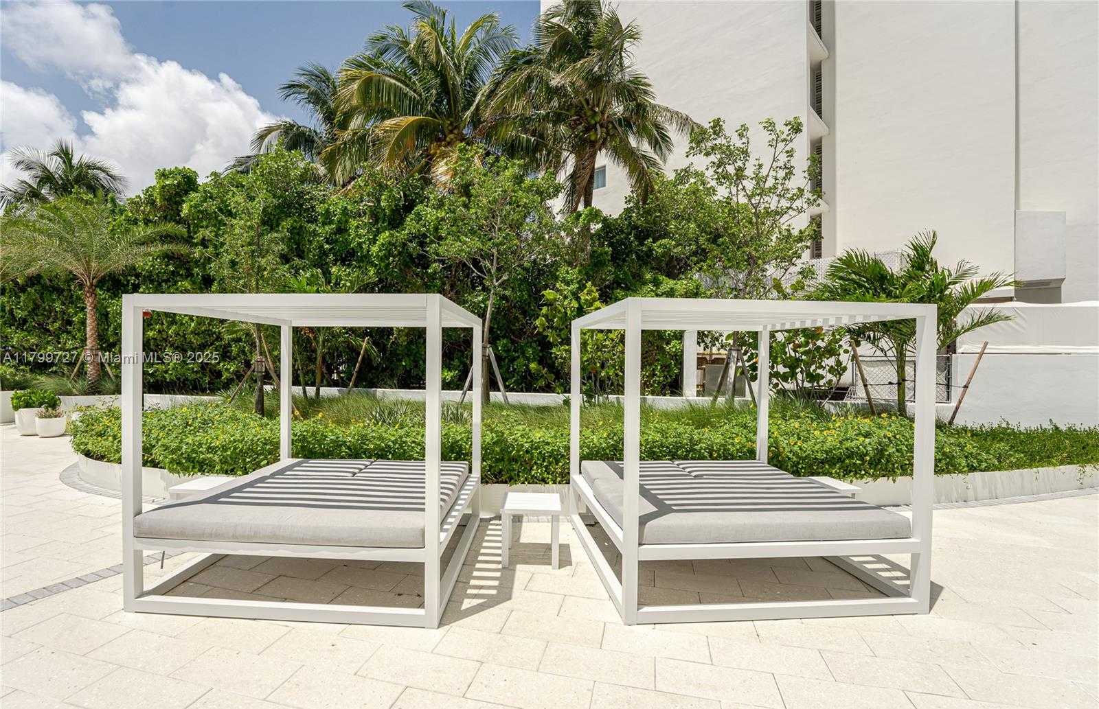 Small Image of 1000 WEST AVE #501, Miami Beach Number 33