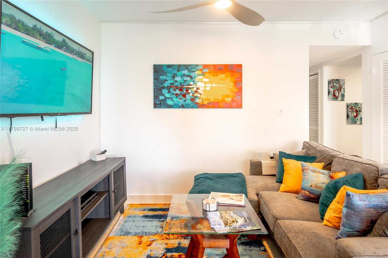 Small Image of 1000 WEST AVE #501, Miami Beach Number 4