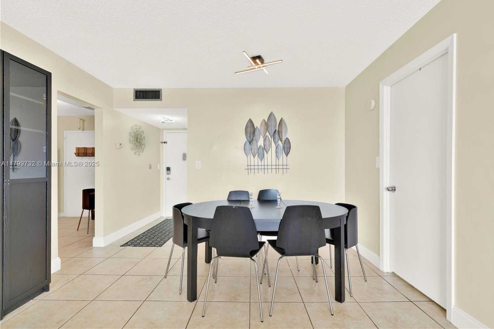 Small Image of 2750 NORTH EAST 183RD ST #504, Aventura Number 18
