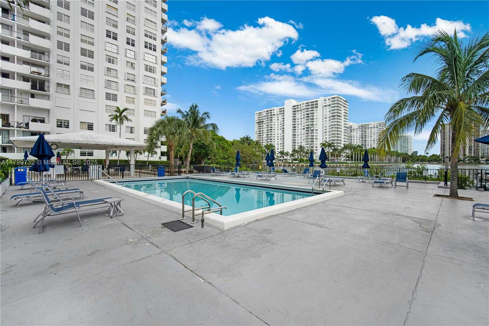 Small Image of 2750 NORTH EAST 183RD ST #504, Aventura Number 34