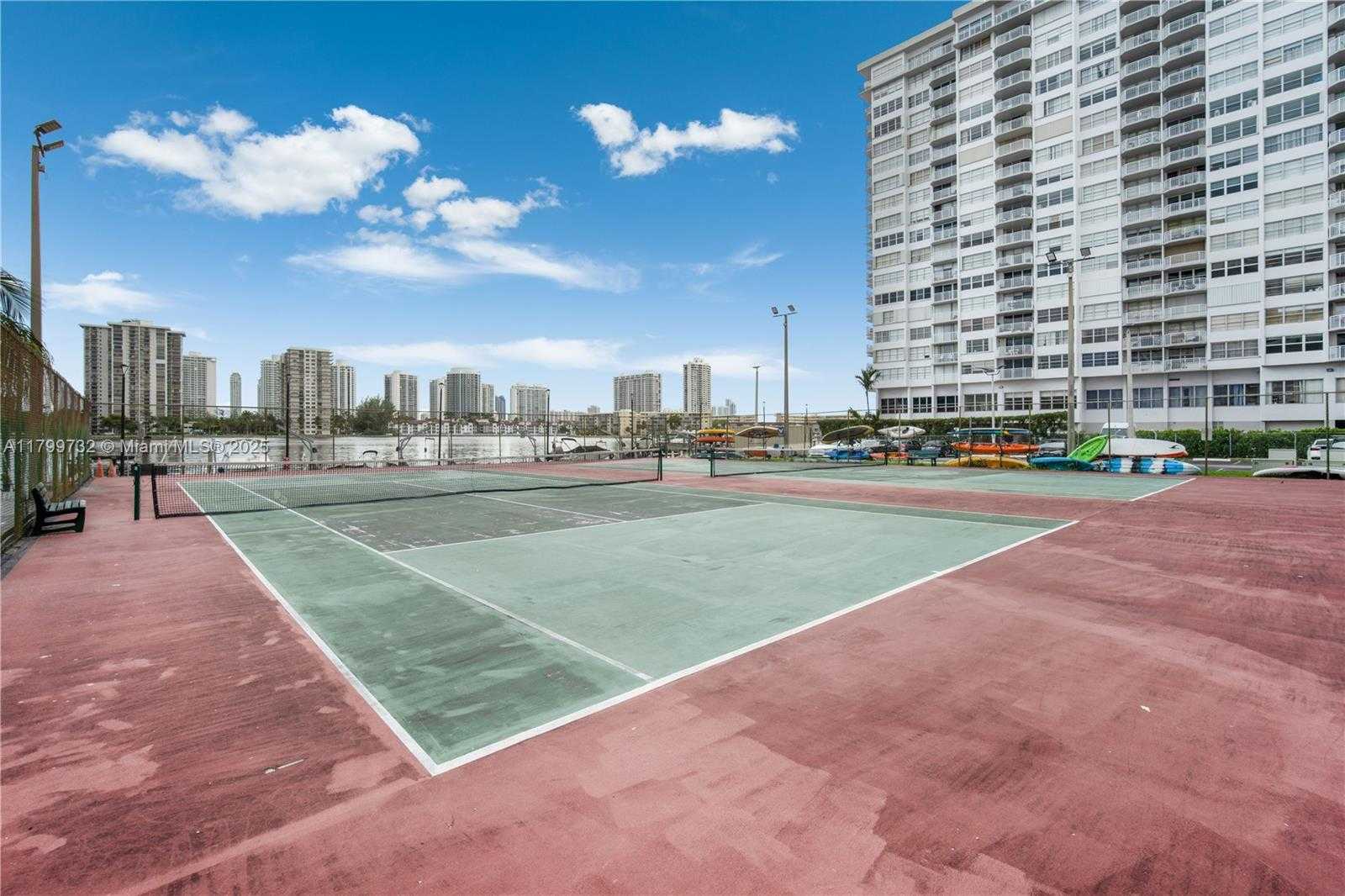 Small Image of 2750 NORTH EAST 183RD ST #504, Aventura Number 35