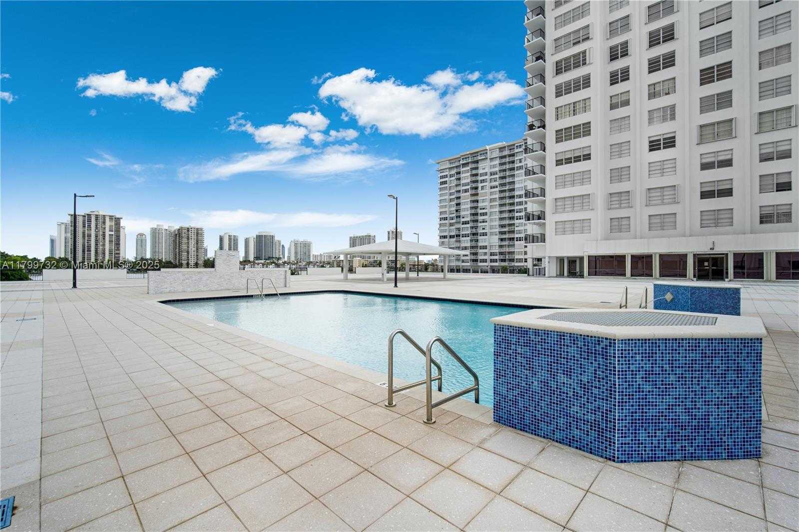 Small Image of 2750 NORTH EAST 183RD ST #504, Aventura Number 37
