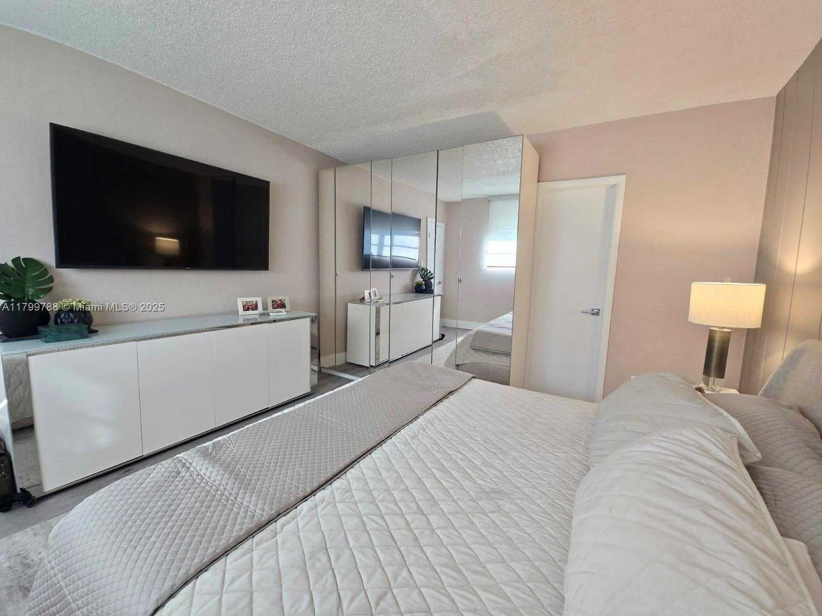Small Image of 19390 COLLINS AVE #303, Sunny Isles Beach Number 11