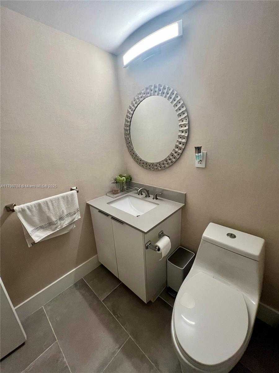 Small Image of 19390 COLLINS AVE #303, Sunny Isles Beach Number 13