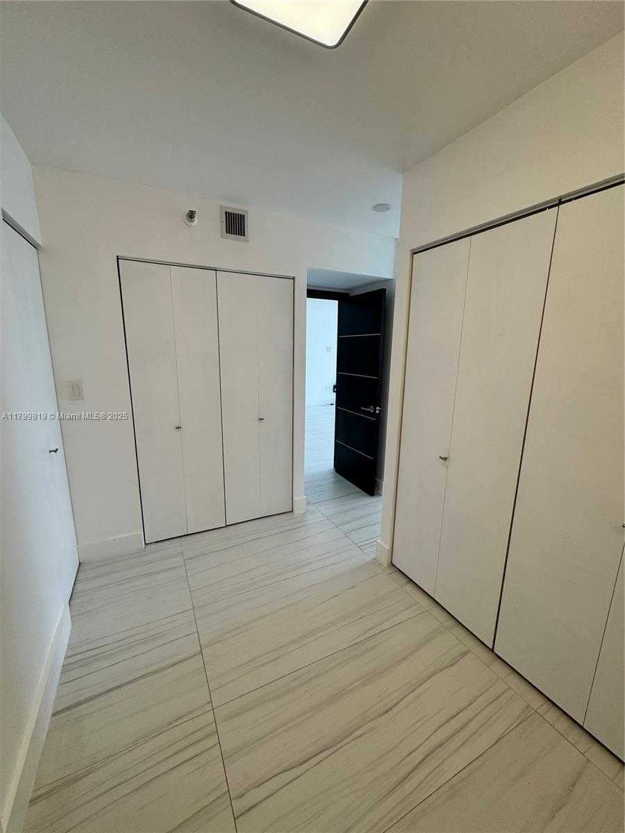 Small Image of 20505 EAST COUNTRY CLUB DR #1436, Aventura Number 14