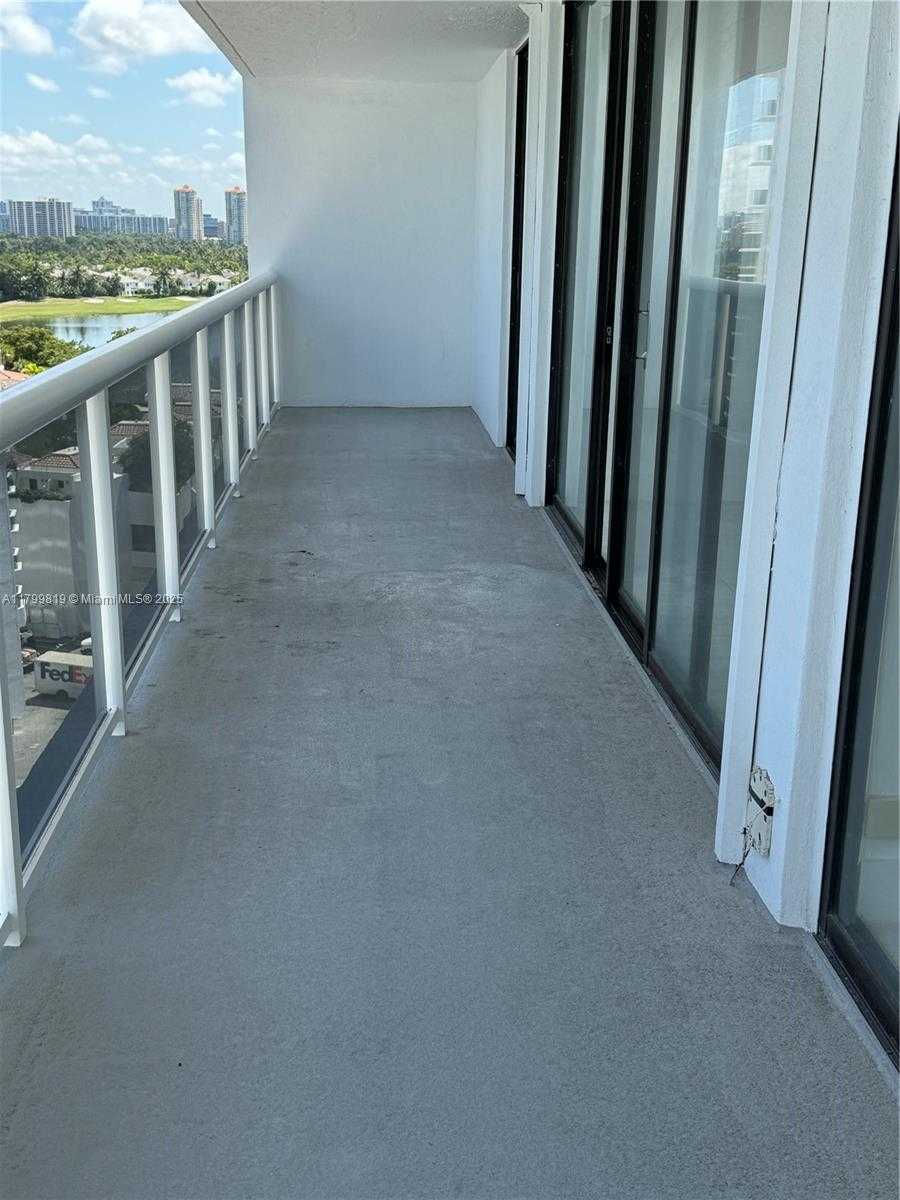 Small Image of 20505 EAST COUNTRY CLUB DR #1436, Aventura Number 25