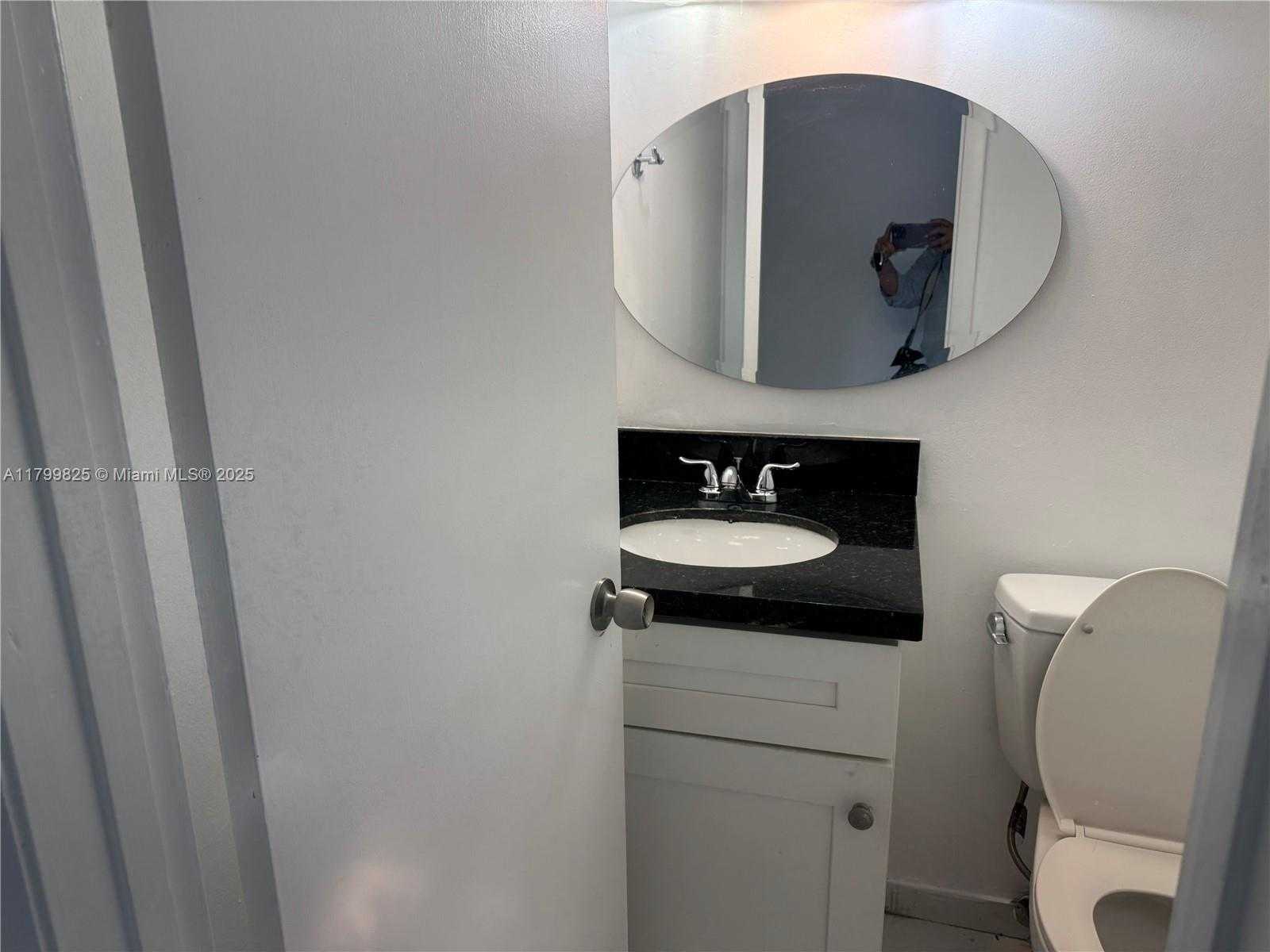 Small Image of 2710 WEST 76TH ST #103, Hialeah Number 10