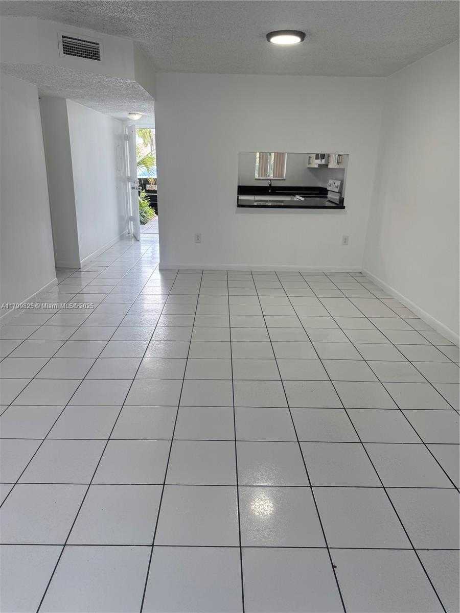 Small Image of 2710 WEST 76TH ST #103, Hialeah Number 2