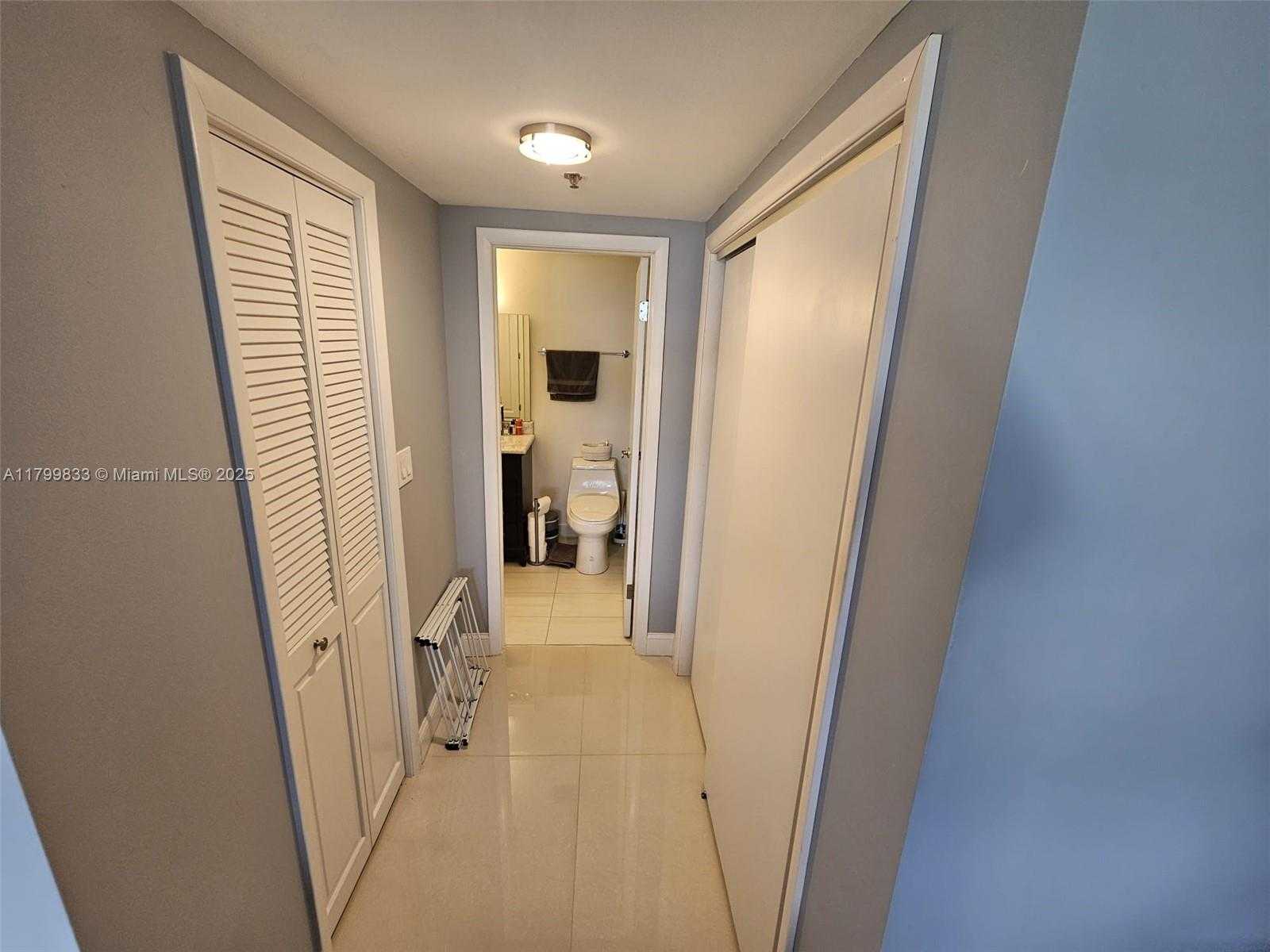 Small Image of 3850 WASHINGTON ST #704, Hollywood Number 25