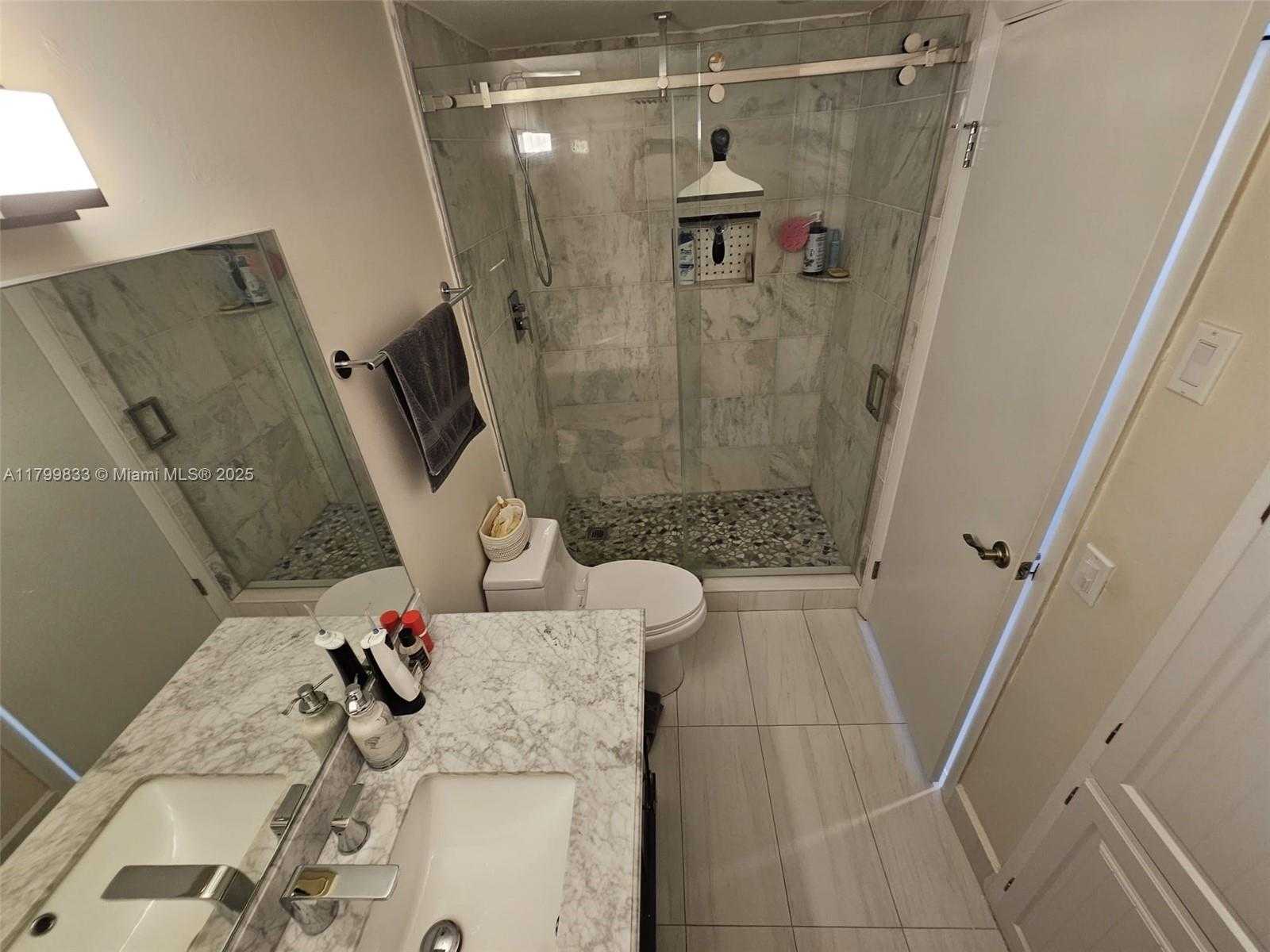 Small Image of 3850 WASHINGTON ST #704, Hollywood Number 27