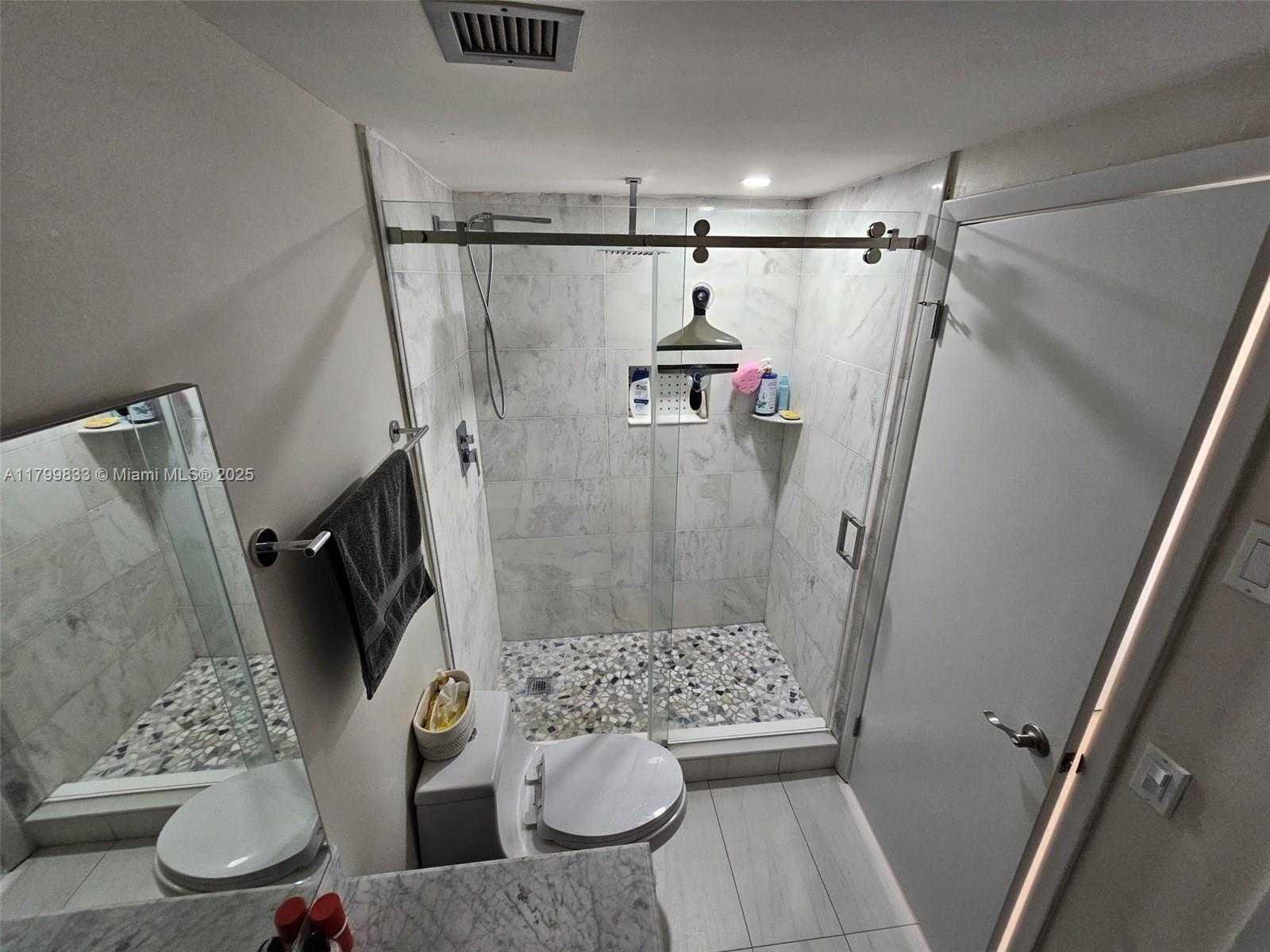 Small Image of 3850 WASHINGTON ST #704, Hollywood Number 28