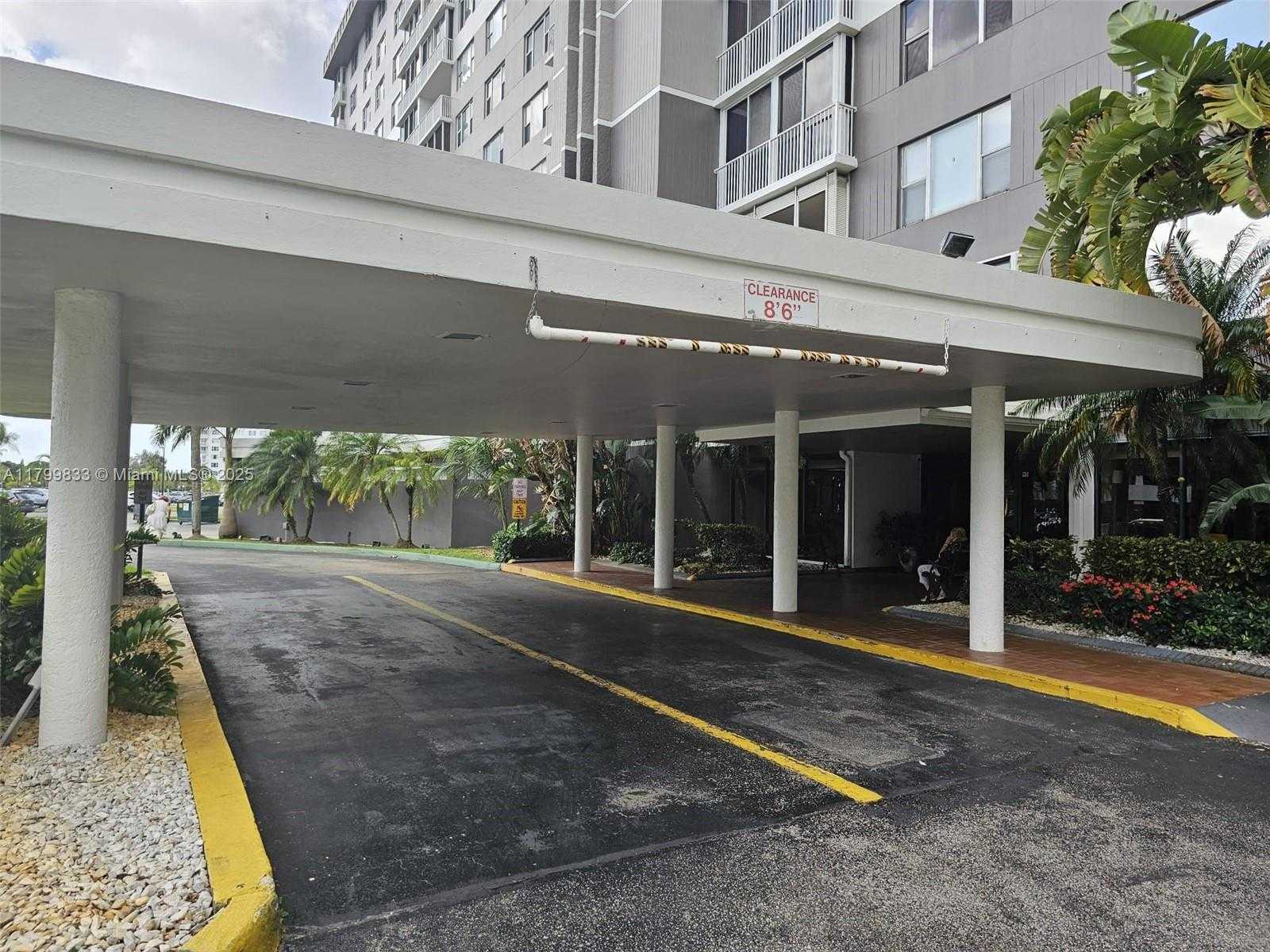Small Image of 3850 WASHINGTON ST #704, Hollywood Number 3