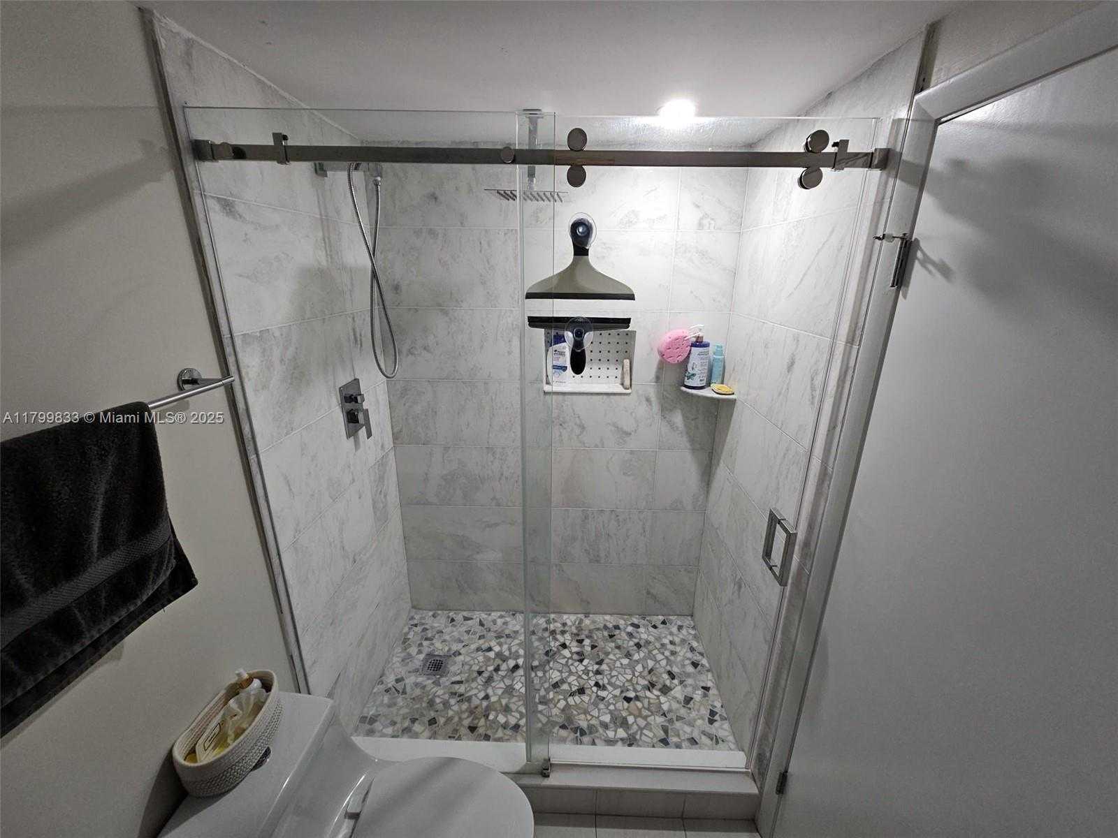 Small Image of 3850 WASHINGTON ST #704, Hollywood Number 31