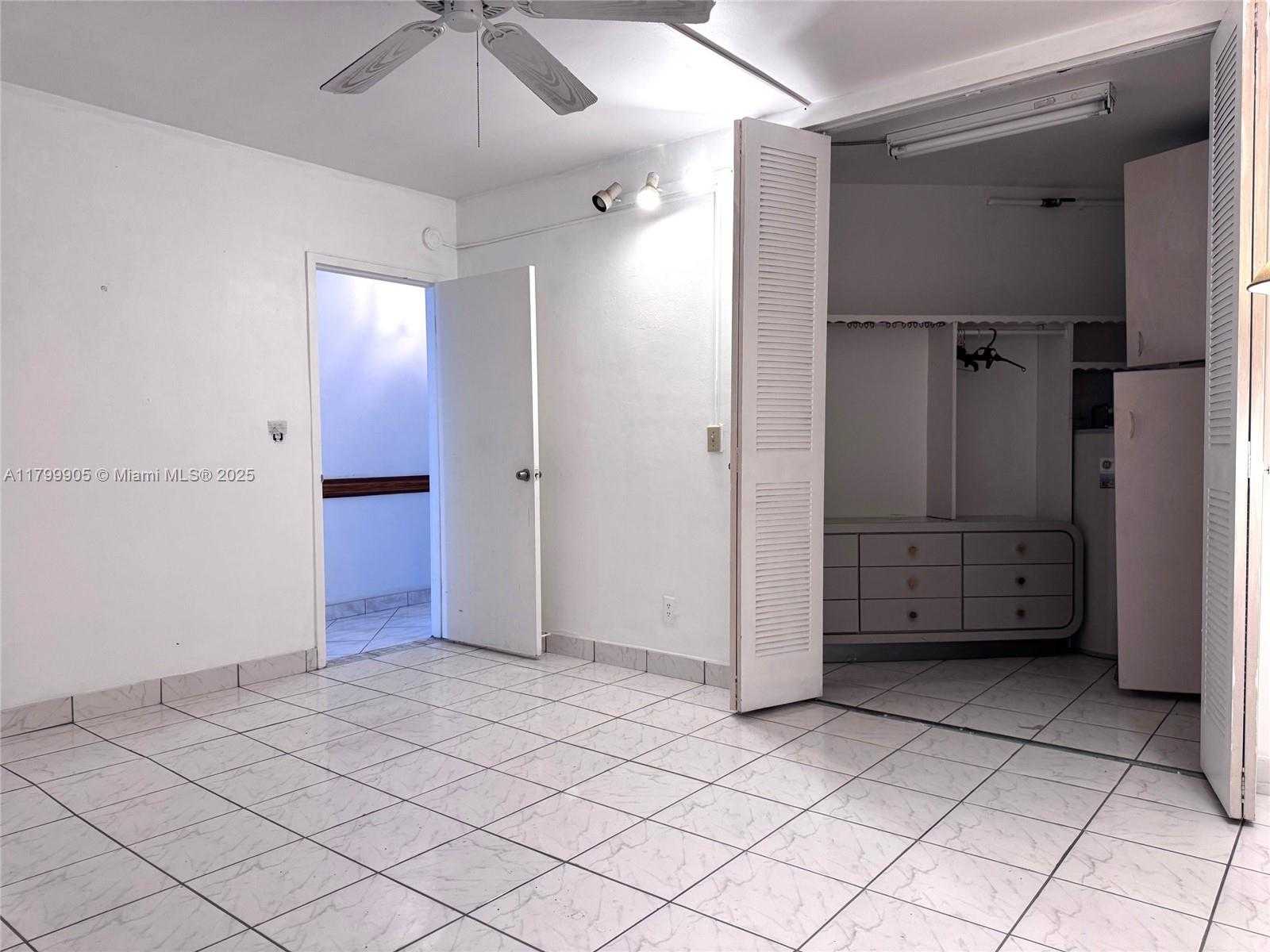 Small Image of 1936 SOUTH OCEAN DR #8D, Hallandale Beach Number 11