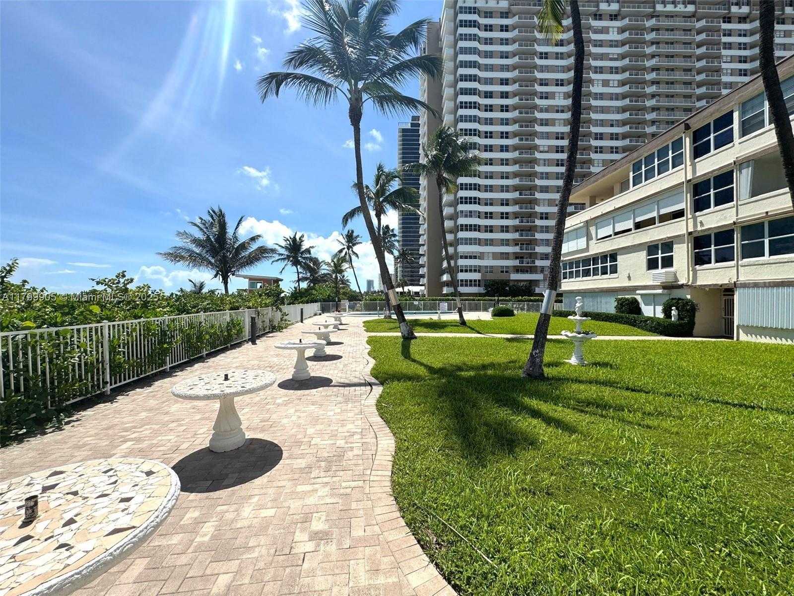 Small Image of 1936 SOUTH OCEAN DR #8D, Hallandale Beach Number 17