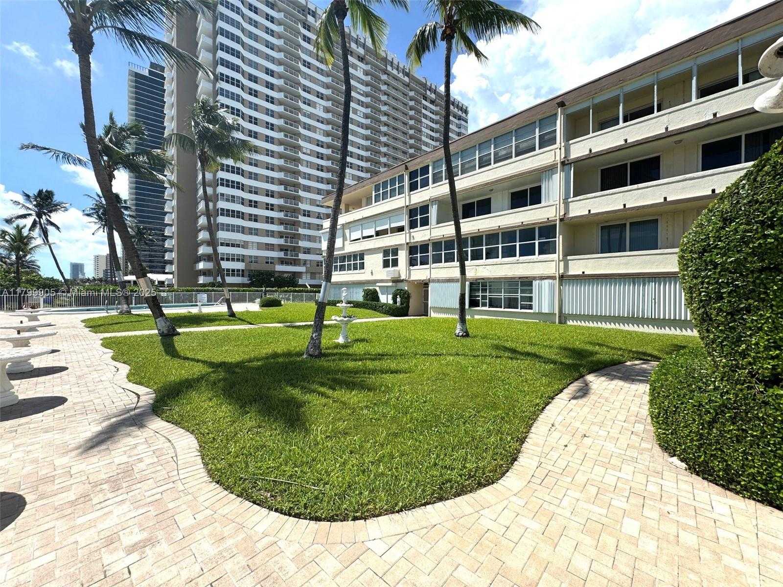 Small Image of 1936 SOUTH OCEAN DR #8D, Hallandale Beach Number 3