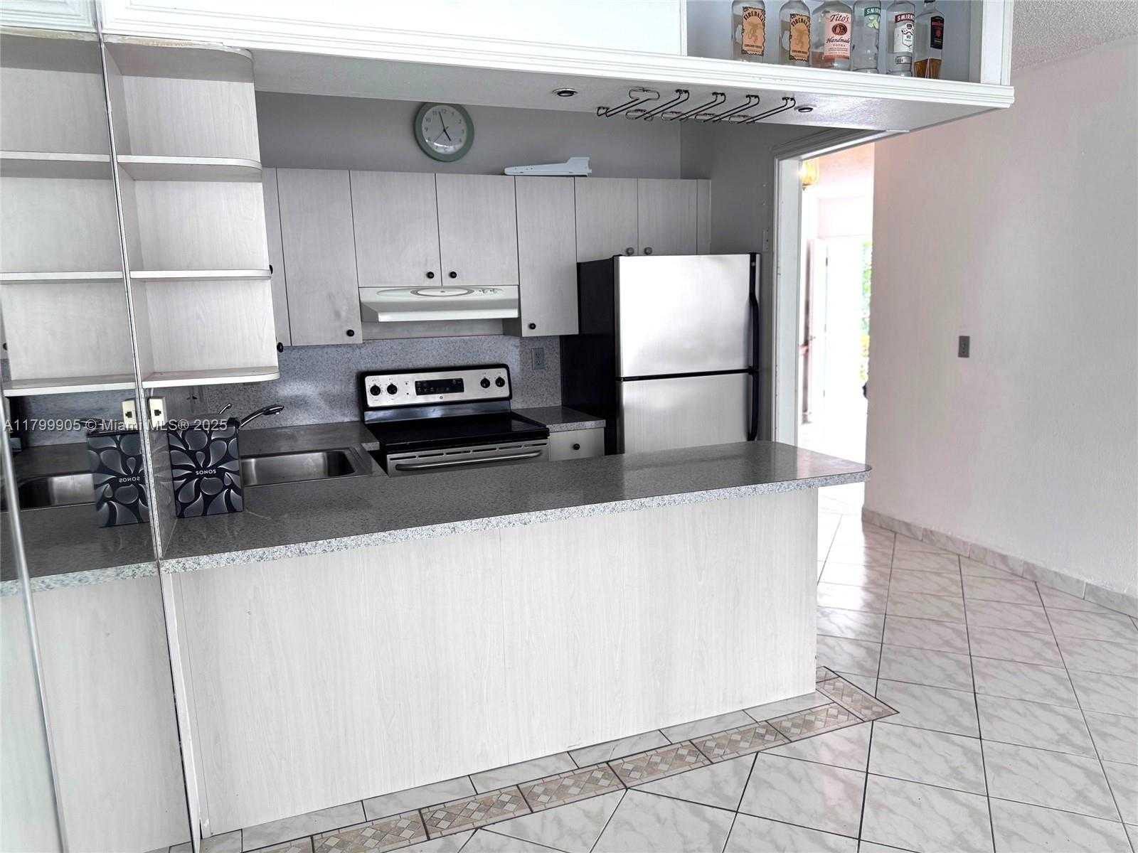 Small Image of 1936 SOUTH OCEAN DR #8D, Hallandale Beach Number 8