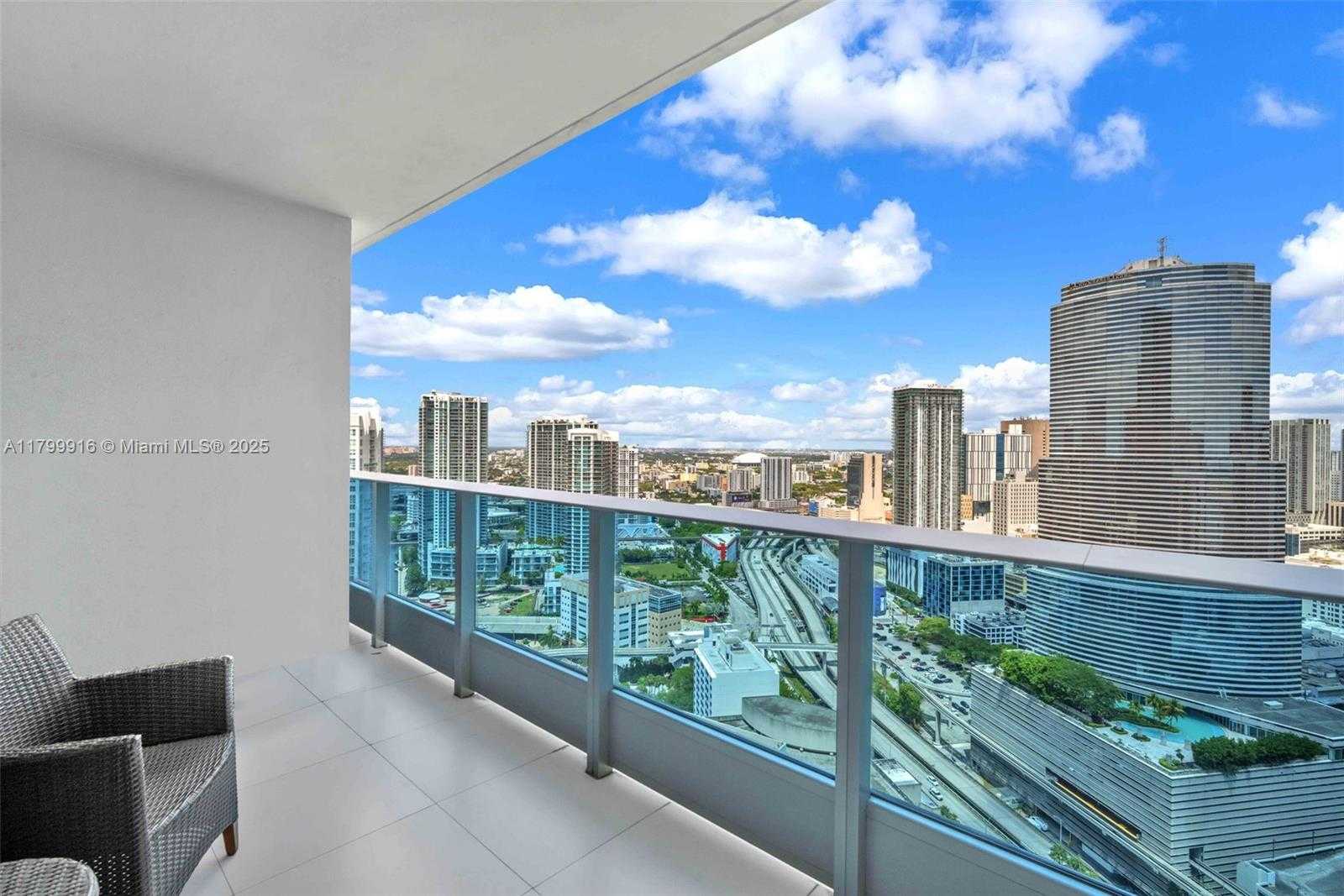 Small Image of 200 BISCAYNE BOULEVARD WAY #4012, Miami Number 16