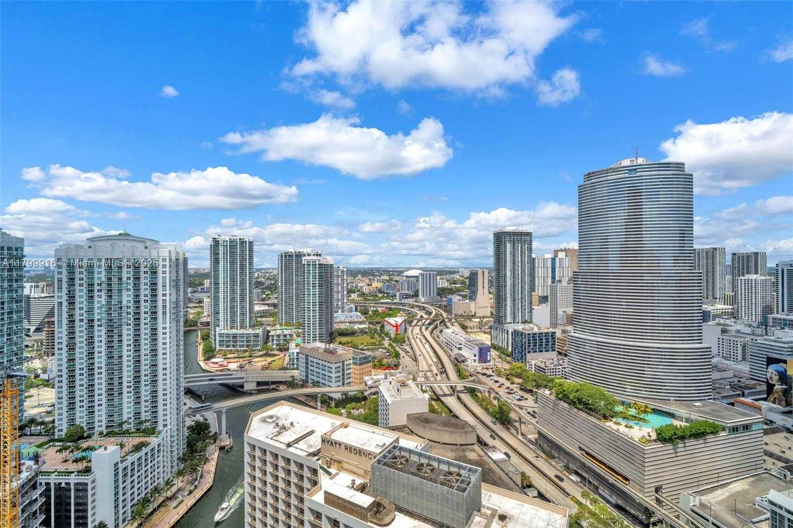 Small Image of 200 BISCAYNE BOULEVARD WAY #4012, Miami Number 20
