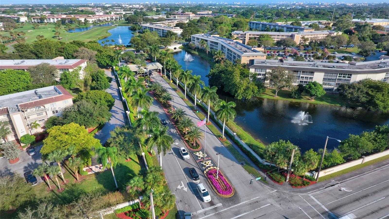 Small Image of 2405 ANTIGUA CIR #E1, Coconut Creek Number 26