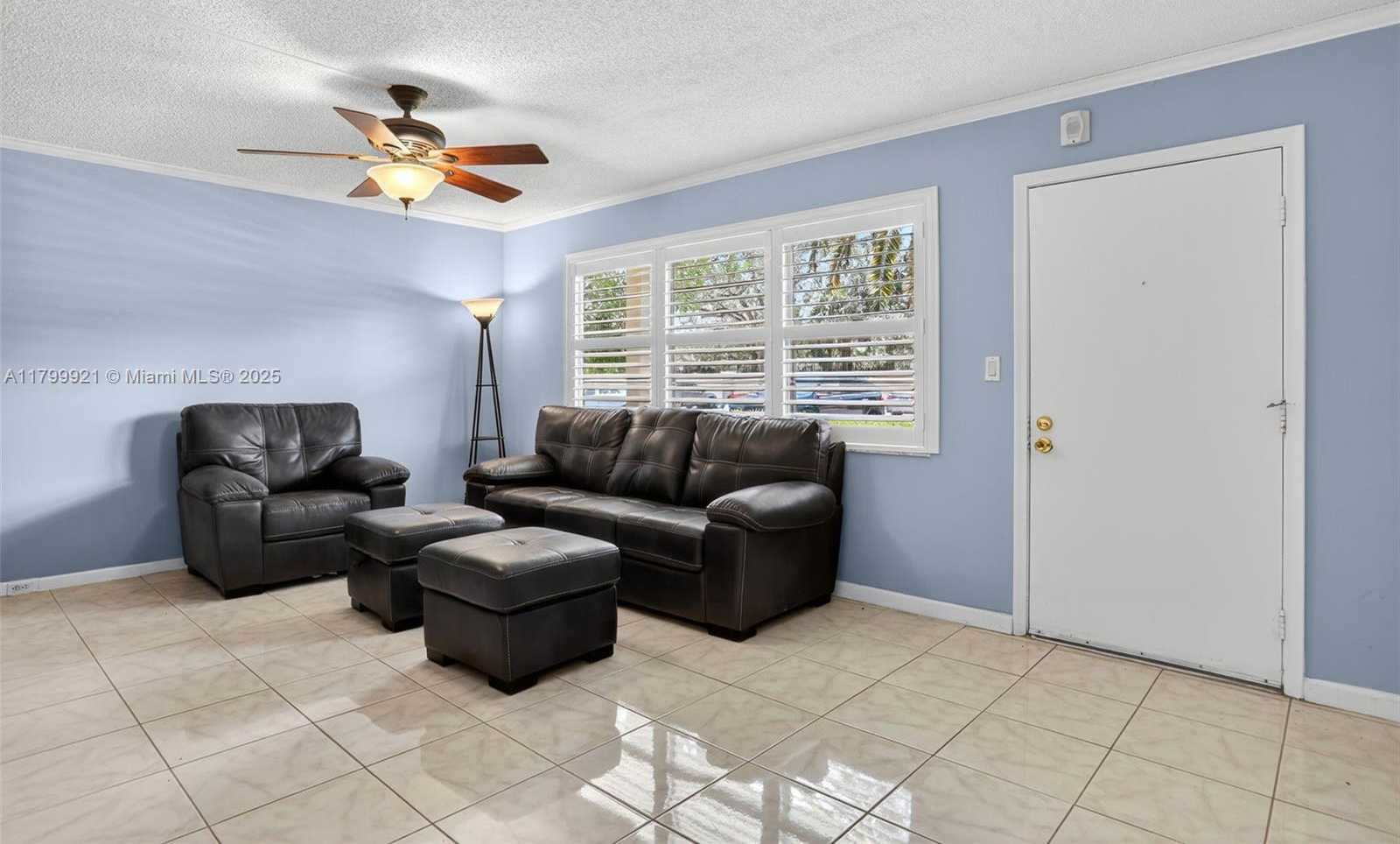 Small Image of 2405 ANTIGUA CIR #E1, Coconut Creek Number 4