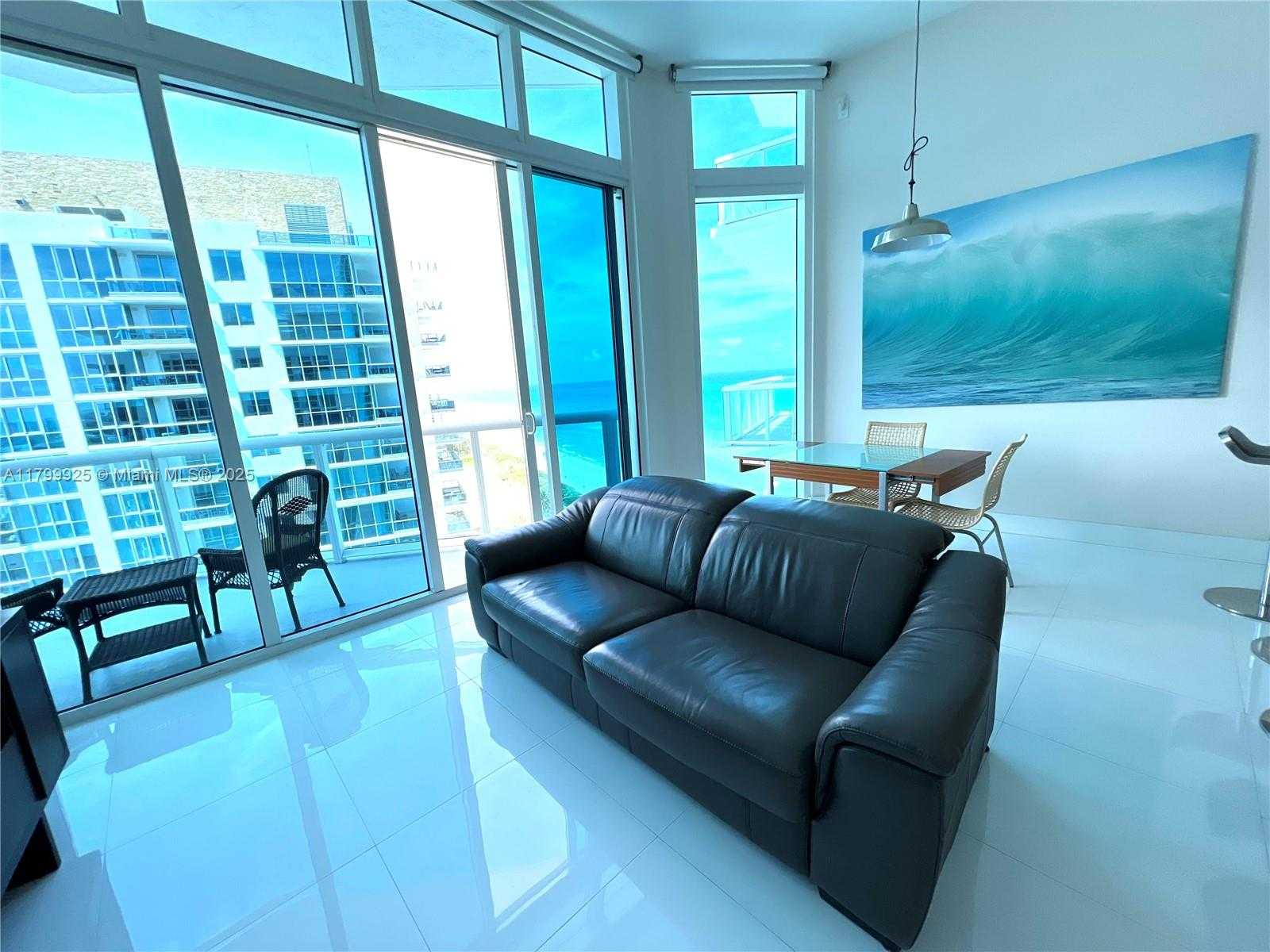 Small Image of 6515 COLLINS AVE #1801, Miami Beach Number 4