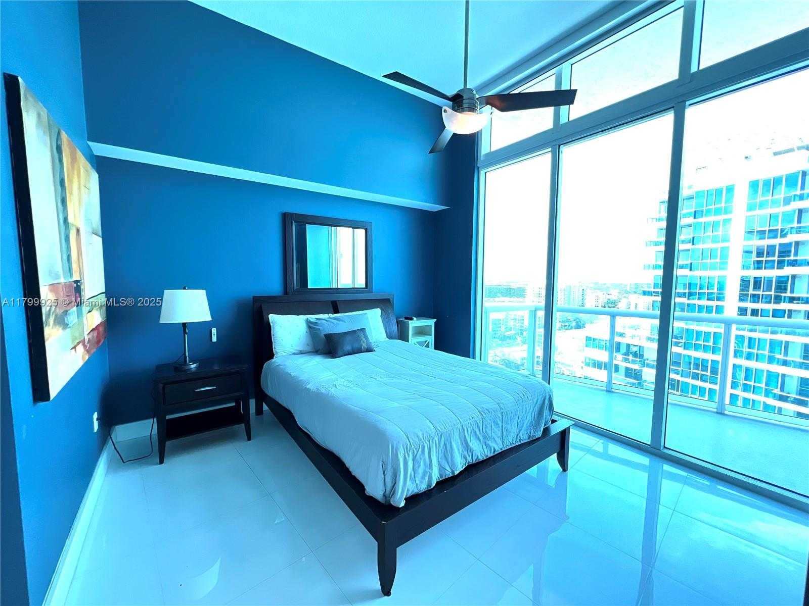 Small Image of 6515 COLLINS AVE #1801, Miami Beach Number 9