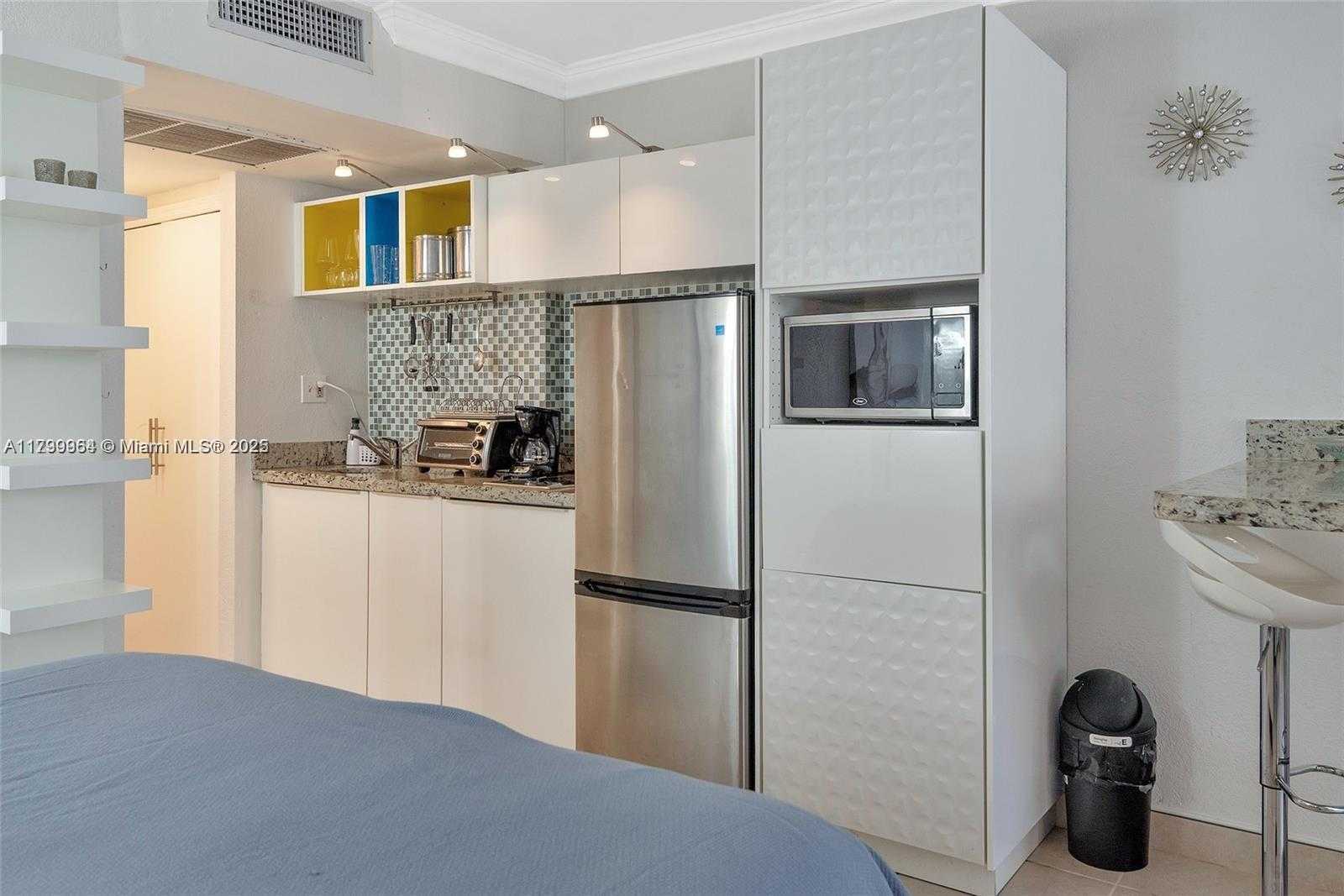 Small Image of 19201 COLLINS AVE #1001, Sunny Isles Beach Number 13