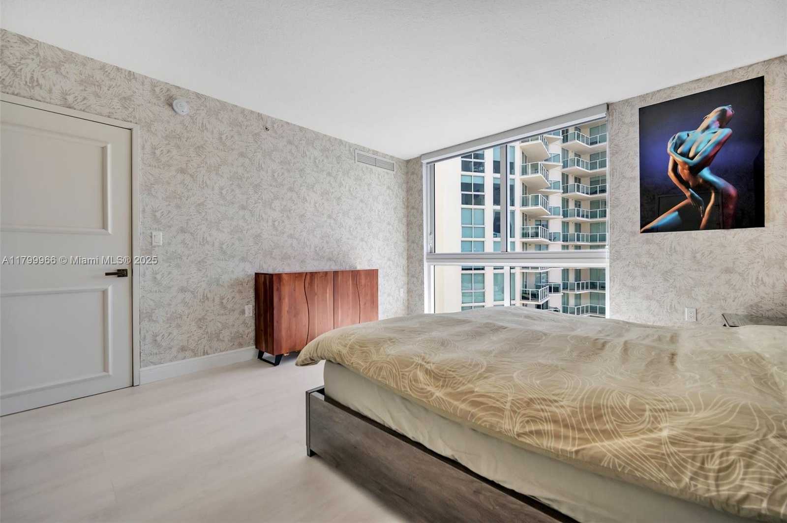 Small Image of 200 SUNNY ISLES BLVD #2-1503, Sunny Isles Beach Number 16